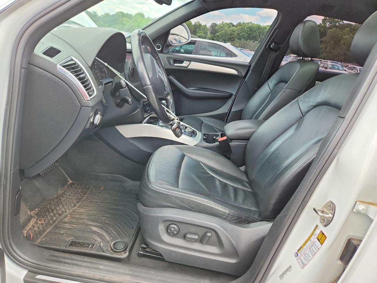 2010 Audi Q5 Premium Plus White vin: WA1MKAFPXAA088423