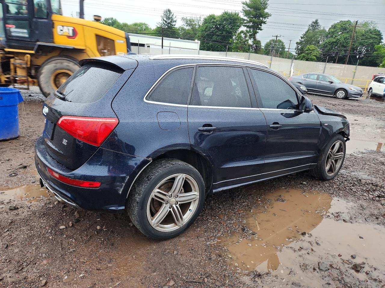 2010 Audi Q5 Premium Plus Blue vin: WA1MKBFP2AA103311