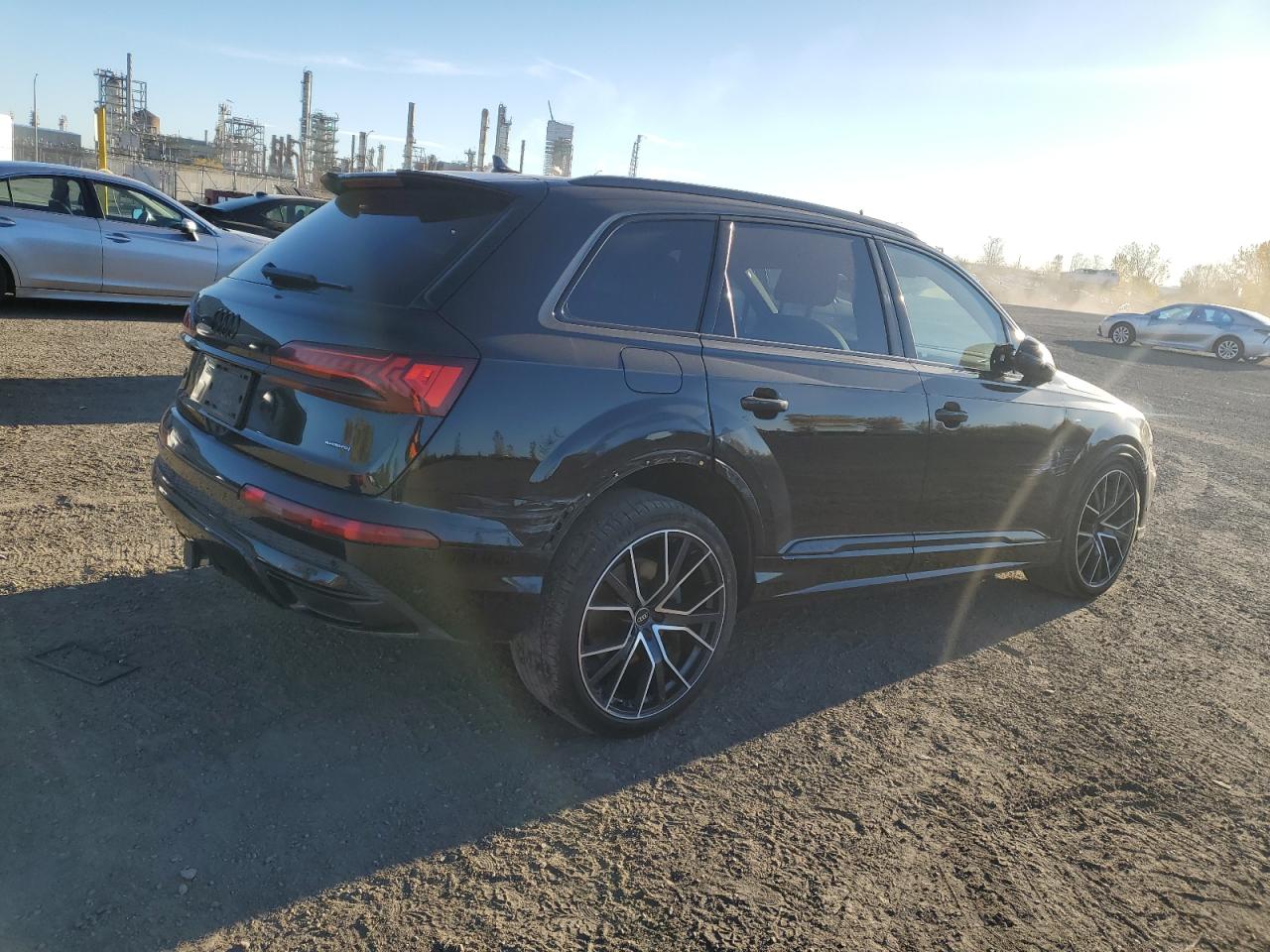 2022 Audi Q7 Progressiv Black vin: WA1MXBF73ND020976