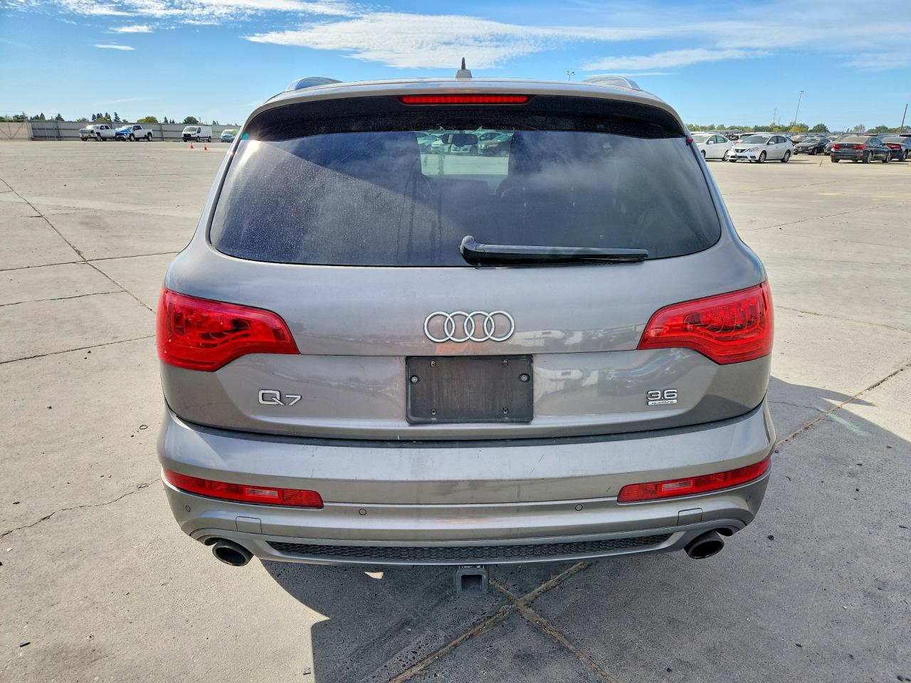 2010 Audi Q7 Premium Plus Gray vin: WA1MYAFE0AD006162