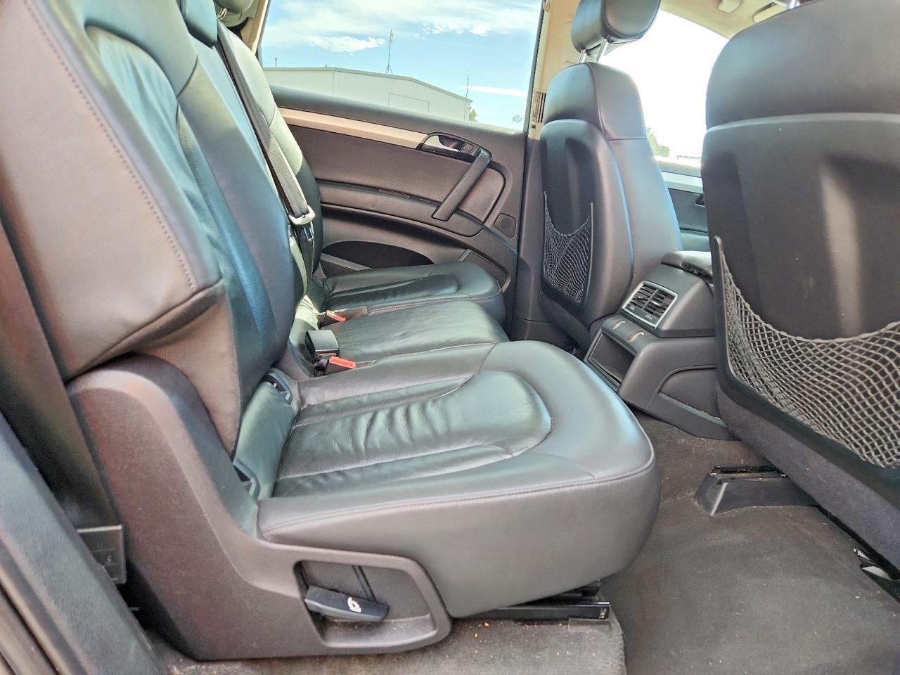 2010 Audi Q7 Premium Plus Gray vin: WA1MYAFE0AD006162