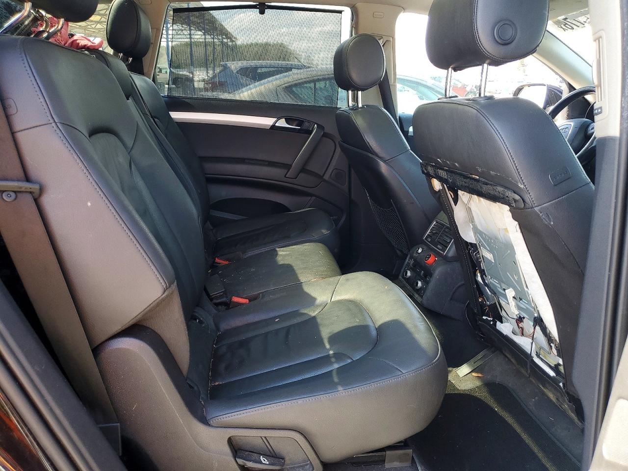 2011 Audi Q7 Black vin: WA1MYBFE4AD005747