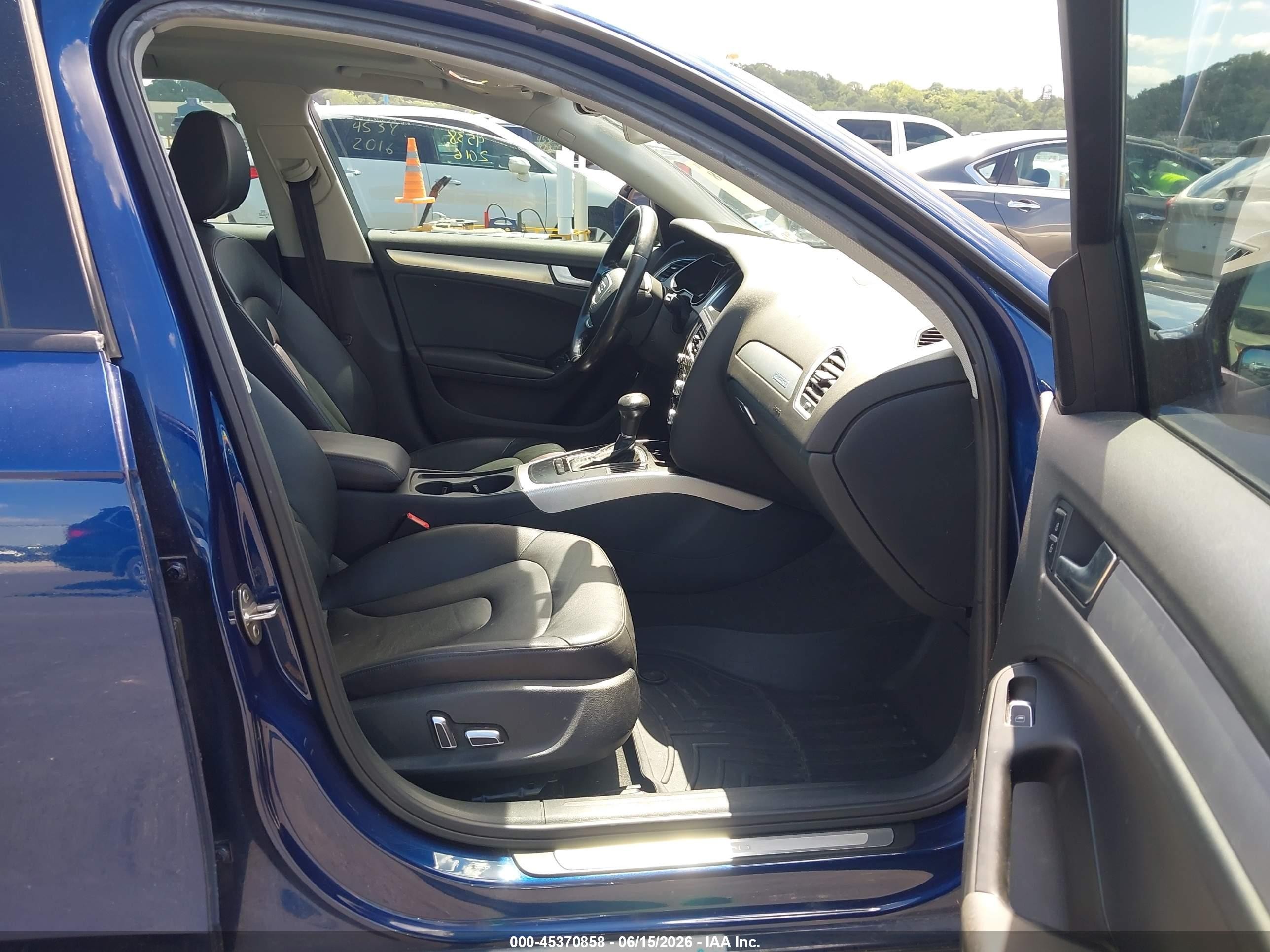 2014 Audi Allroad 2.0t Premium Blue vin: WA1TFAFL5EA094634