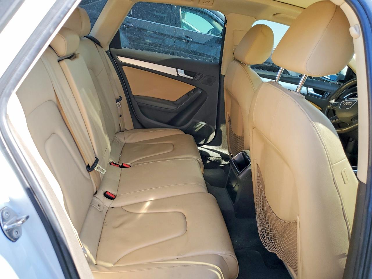 2014 Audi A4 Allroad Premium White vin: WA1TFAFL7EA018171