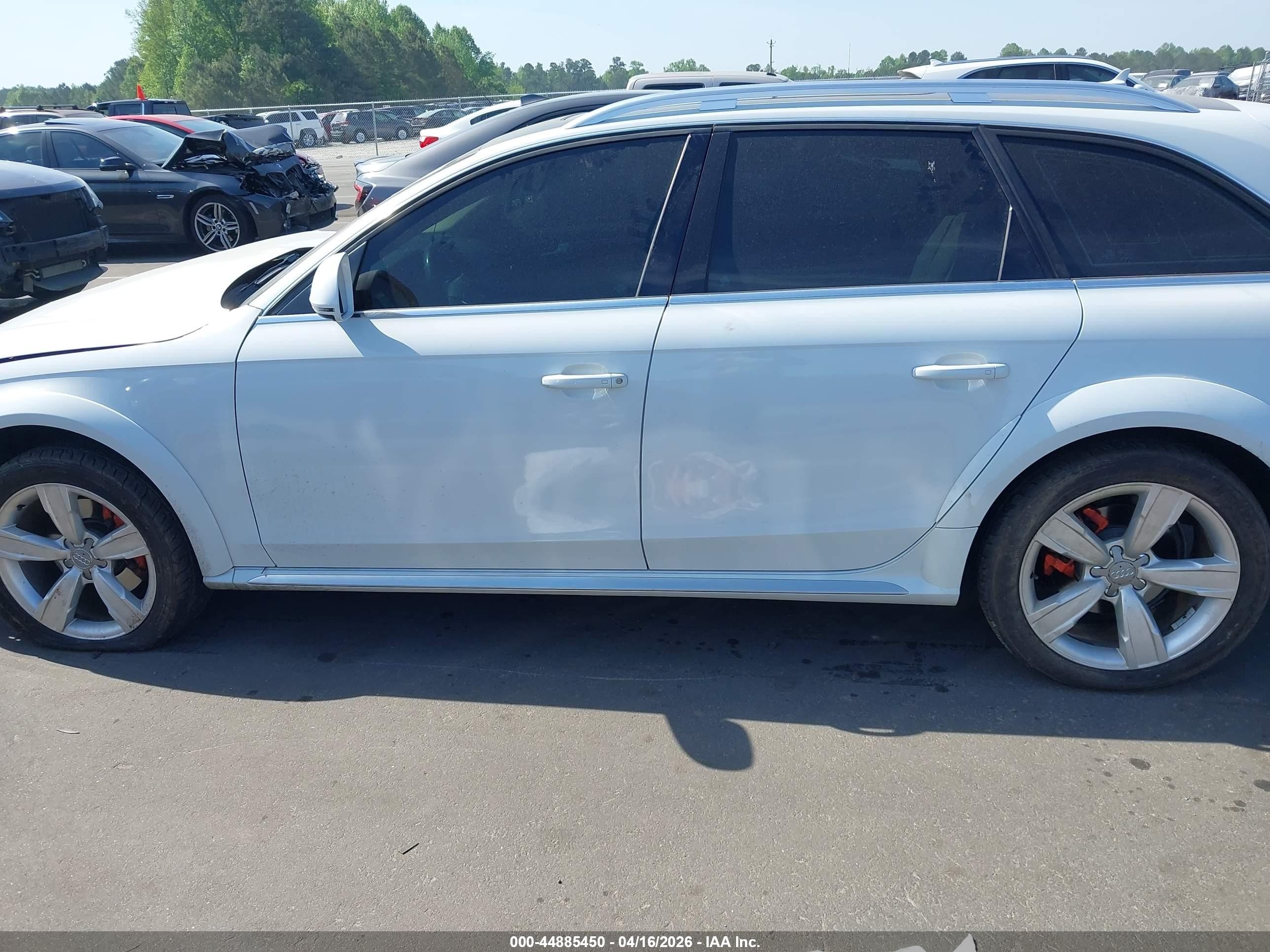 2013 Audi Allroad 2.0t Premium Plus White vin: WA1UFAFL1DA179828