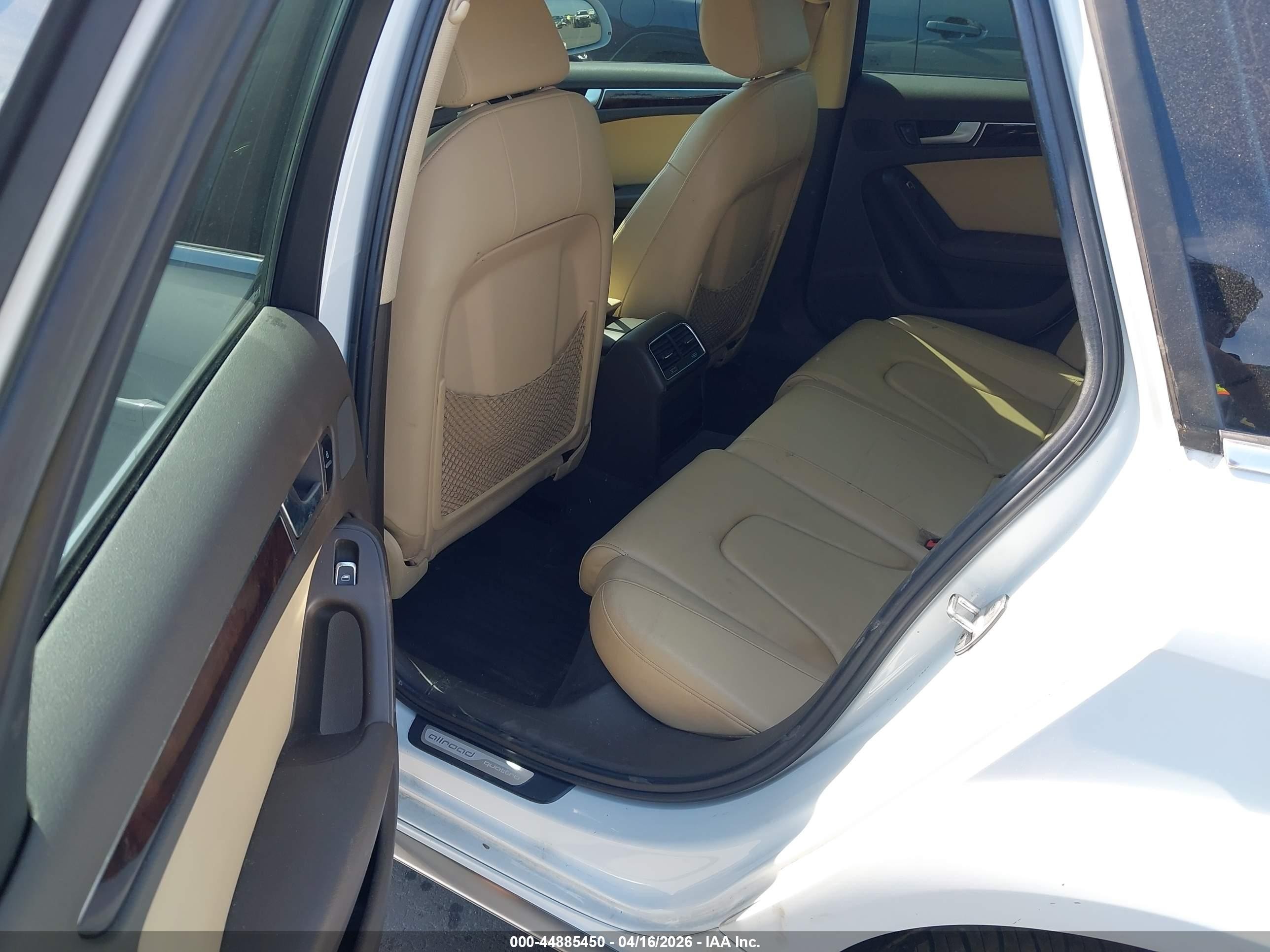 2013 Audi Allroad 2.0t Premium Plus White vin: WA1UFAFL1DA179828