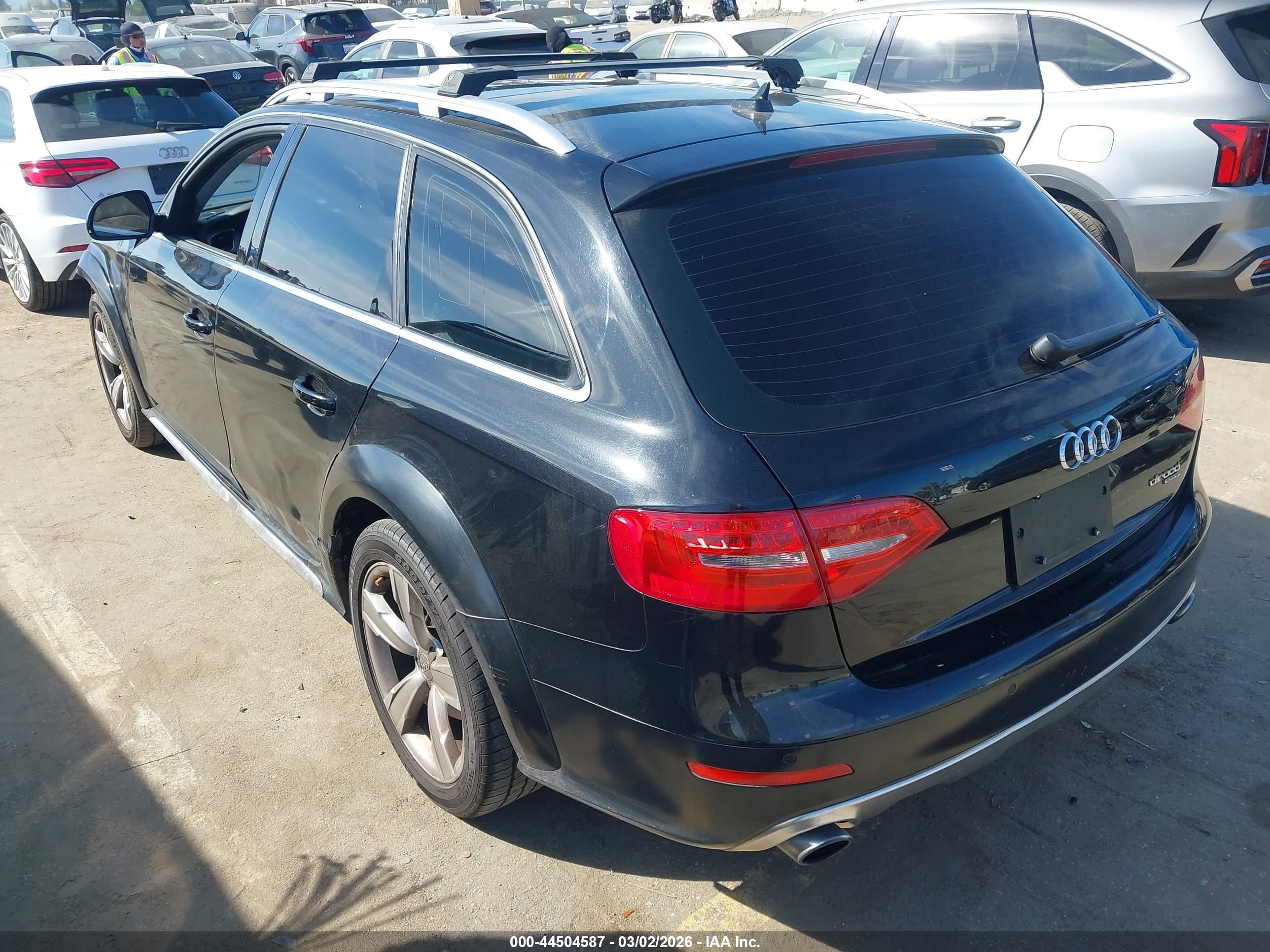2013 Audi Allroad 2.0t Premium Plus Black vin: WA1UFAFL1DA209295