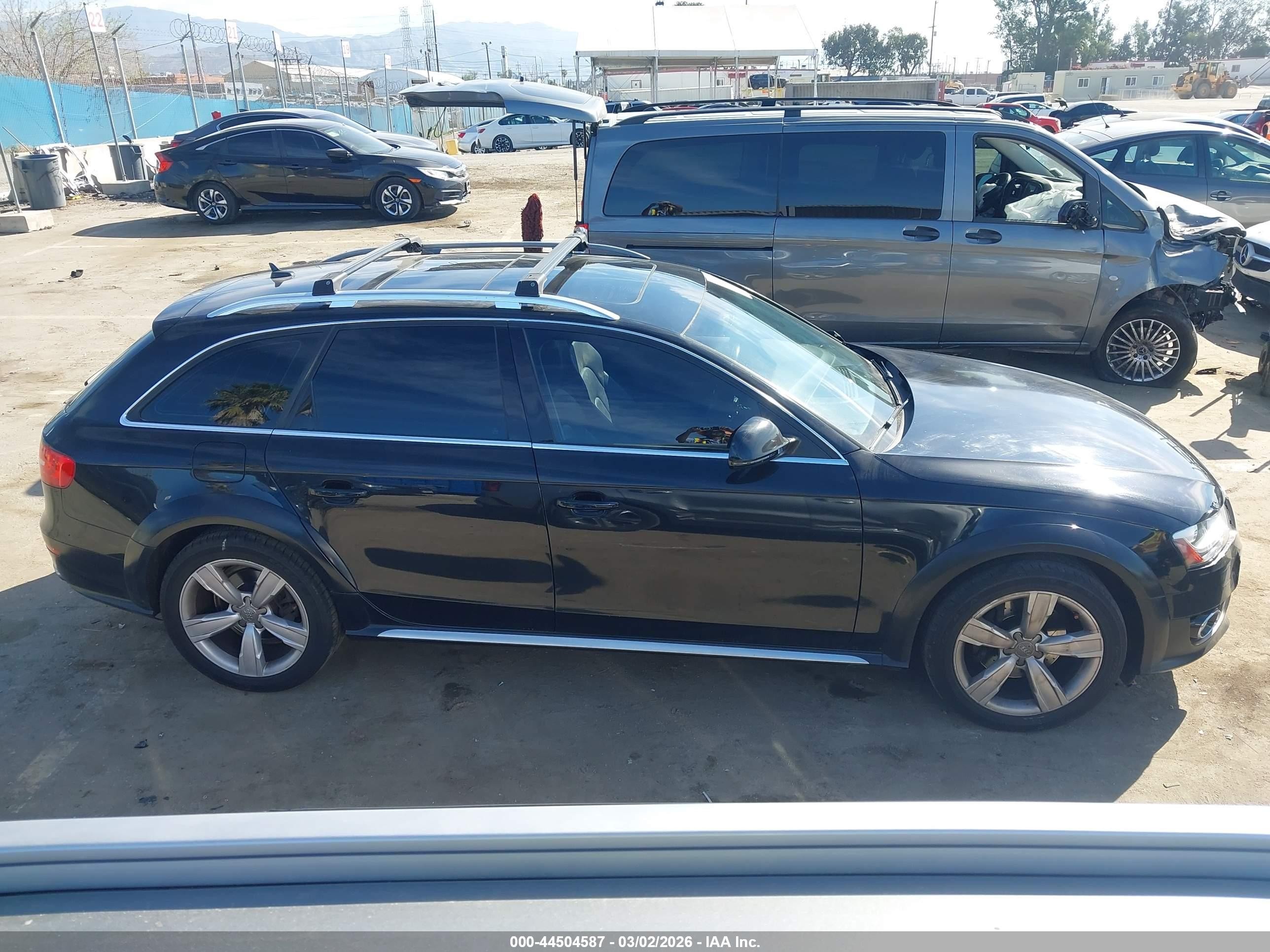 2013 Audi Allroad 2.0t Premium Plus Black vin: WA1UFAFL1DA209295