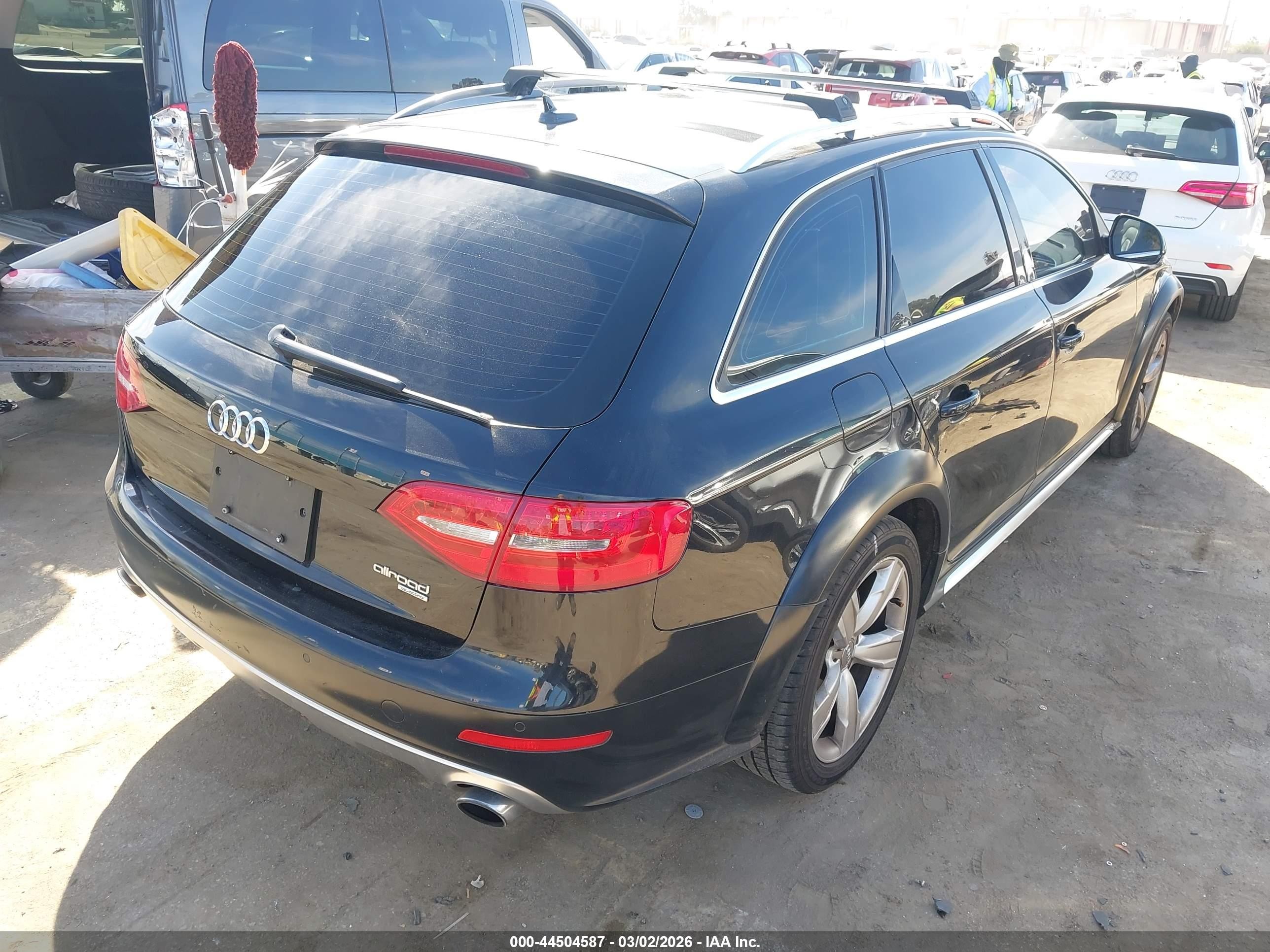 2013 Audi Allroad 2.0t Premium Plus Black vin: WA1UFAFL1DA209295