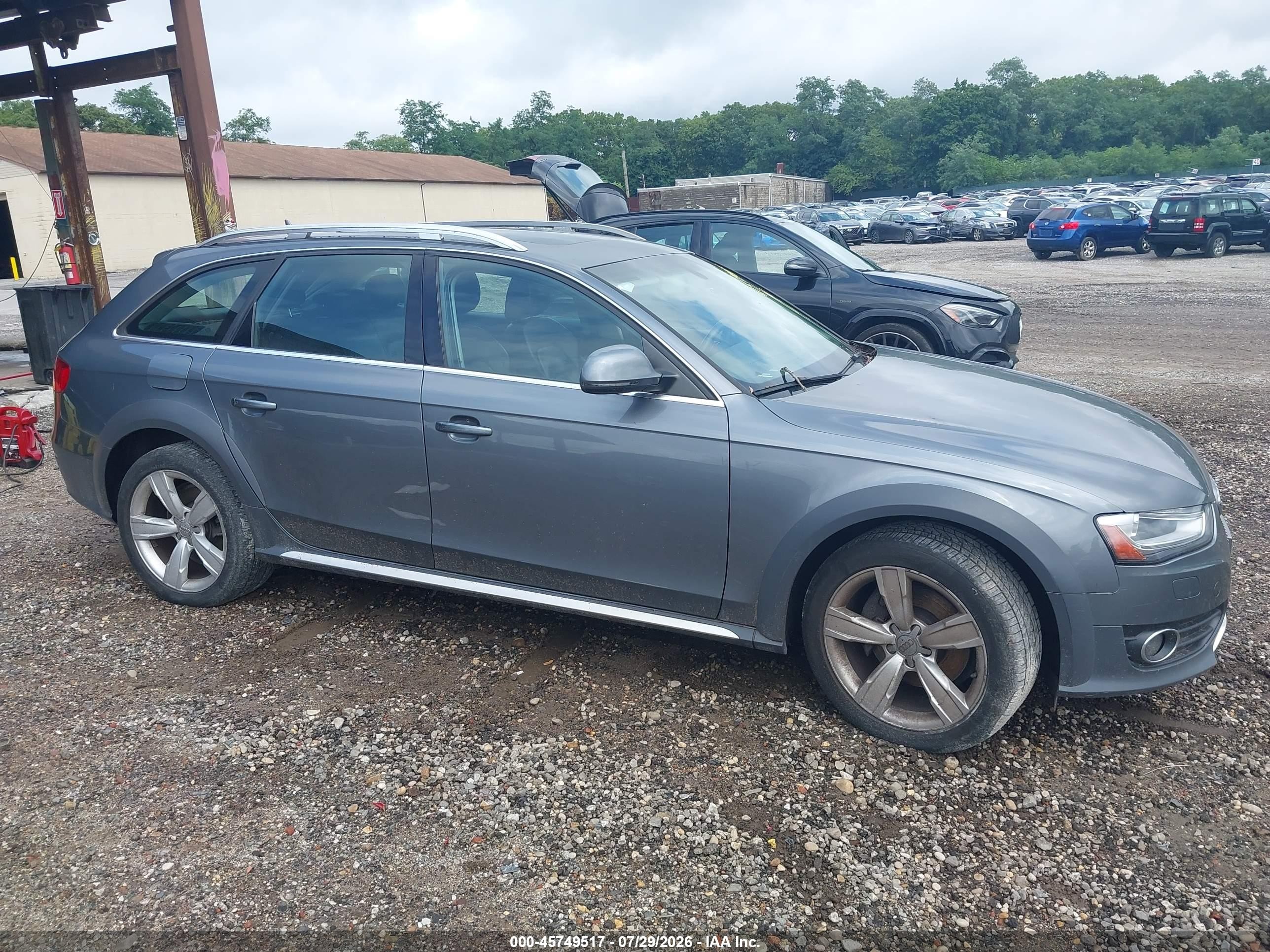 2013 Audi Allroad 2.0t Premium Plus Gray vin: WA1UFAFL1DA245102