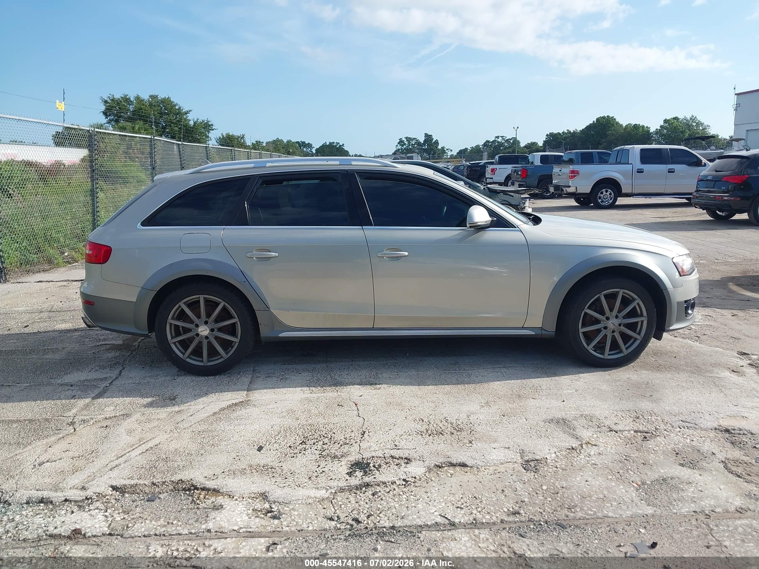 2014 Audi Allroad 2.0t Premium Silver vin: WA1UFAFL1EA052126