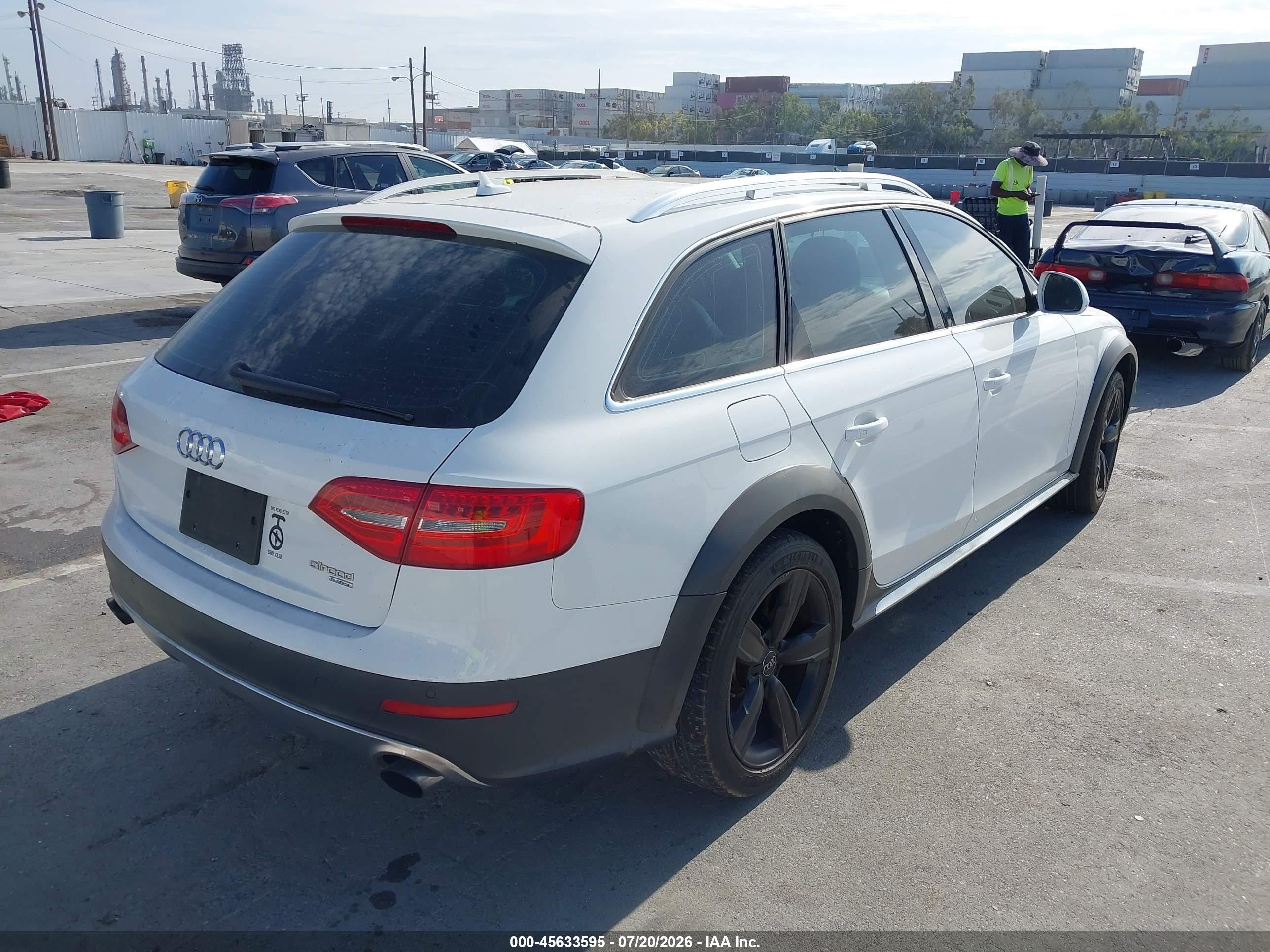 2014 Audi Allroad 2.0t Premium White vin: WA1UFAFL1EA088379
