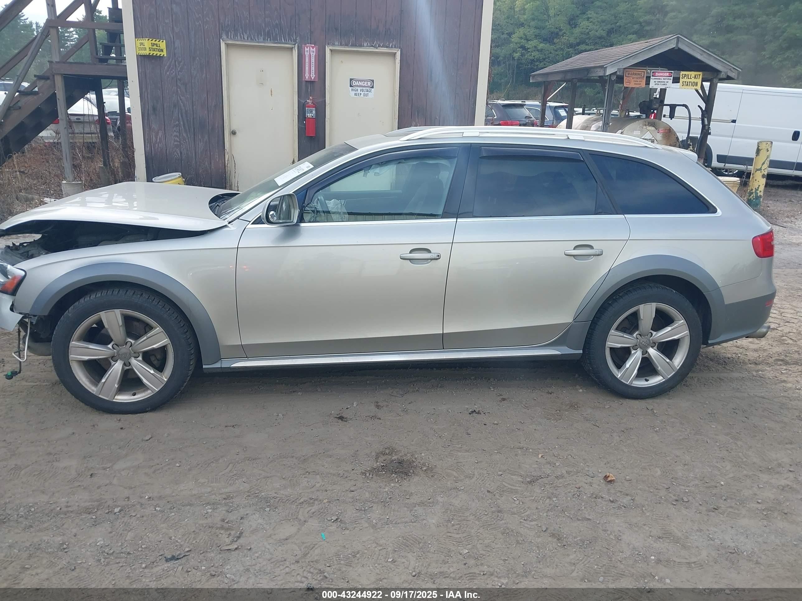 2015 Audi Allroad 2.0t Premium Silver vin: WA1UFAFL1FA052936