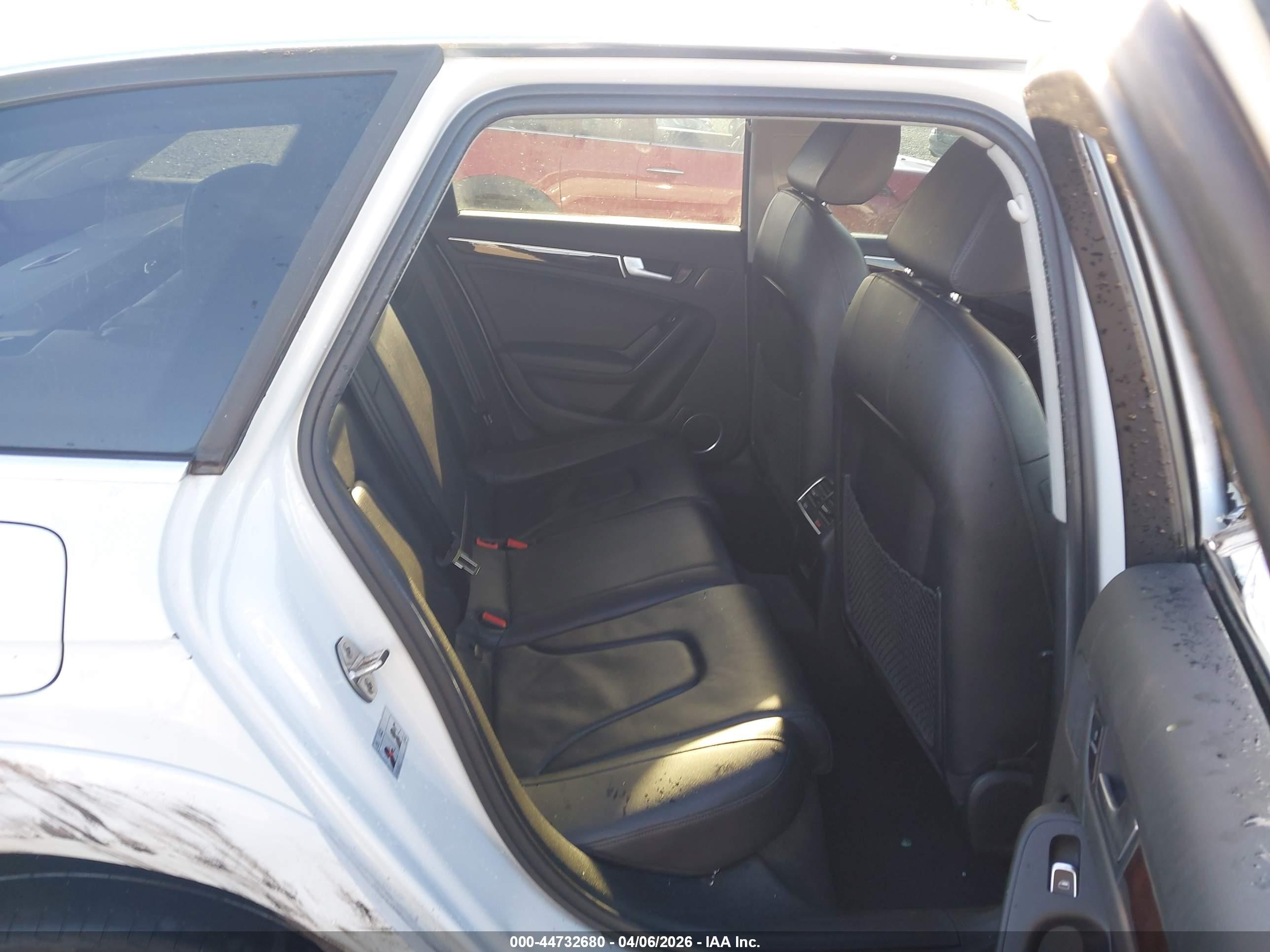 2015 Audi Allroad 2.0t Premium White vin: WA1UFAFL1FA122273