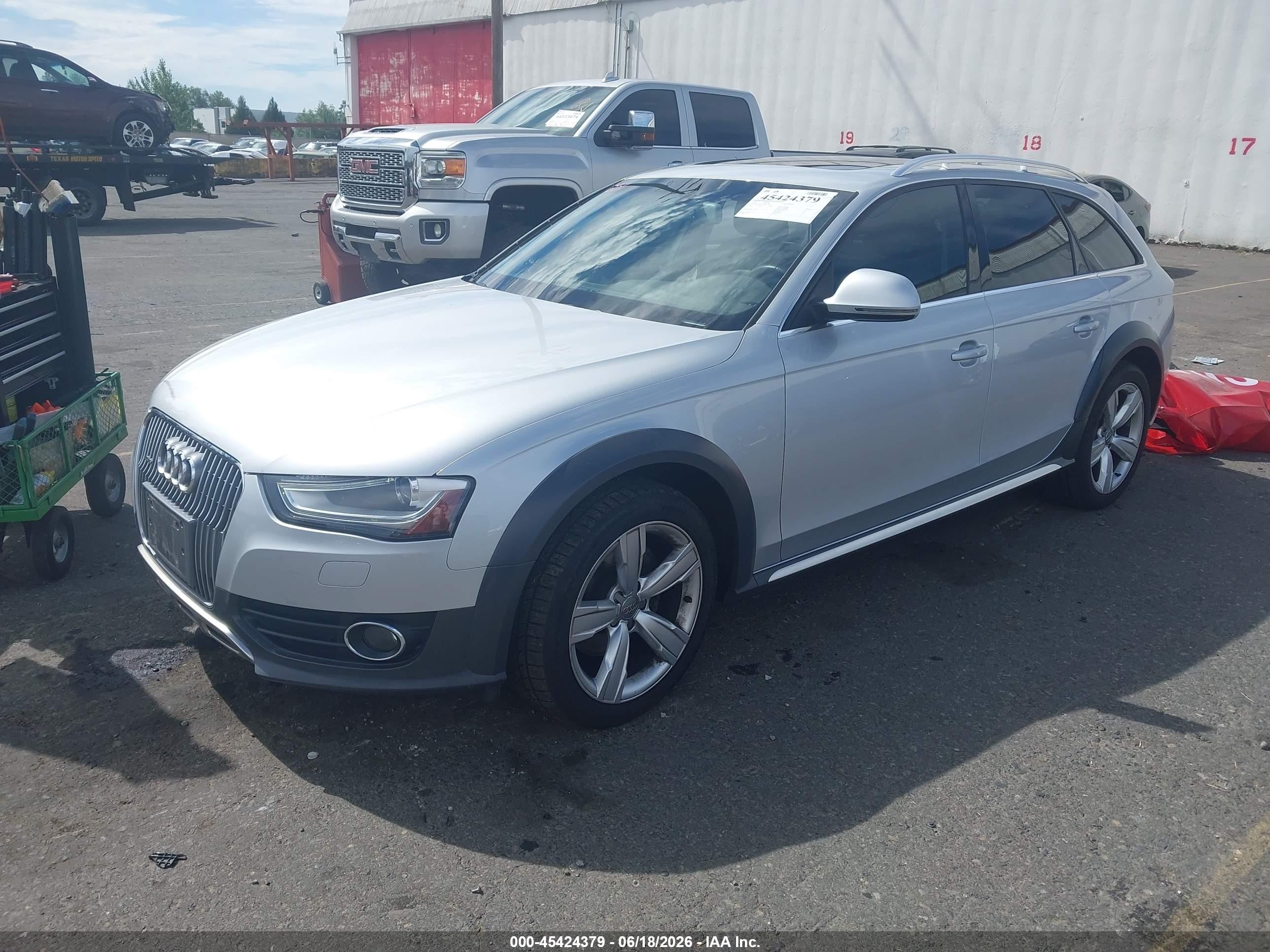 2013 Audi Allroad 2.0t Premium Plus Silver vin: WA1UFAFL2DA132887