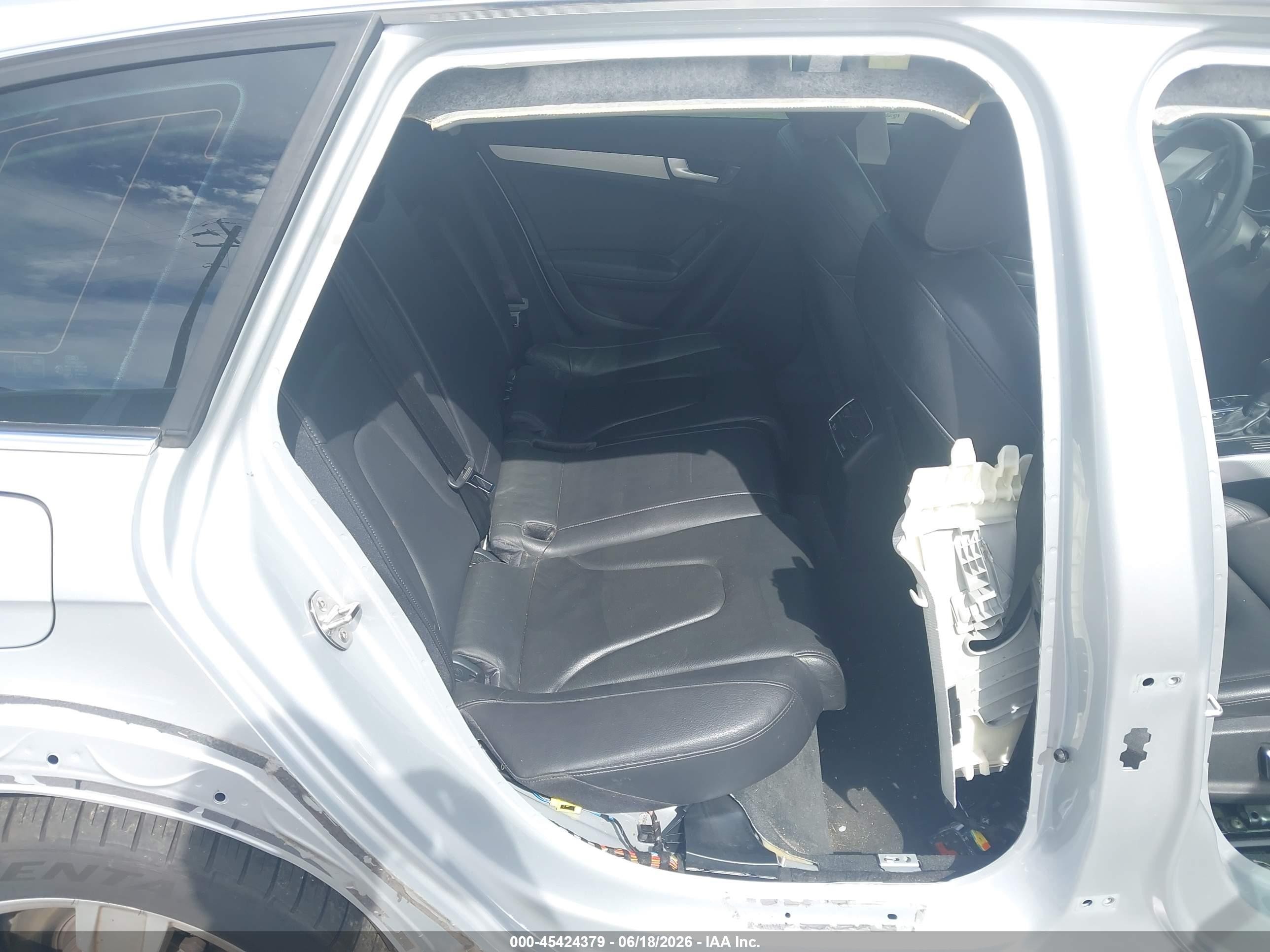 2013 Audi Allroad 2.0t Premium Plus Silver vin: WA1UFAFL2DA132887