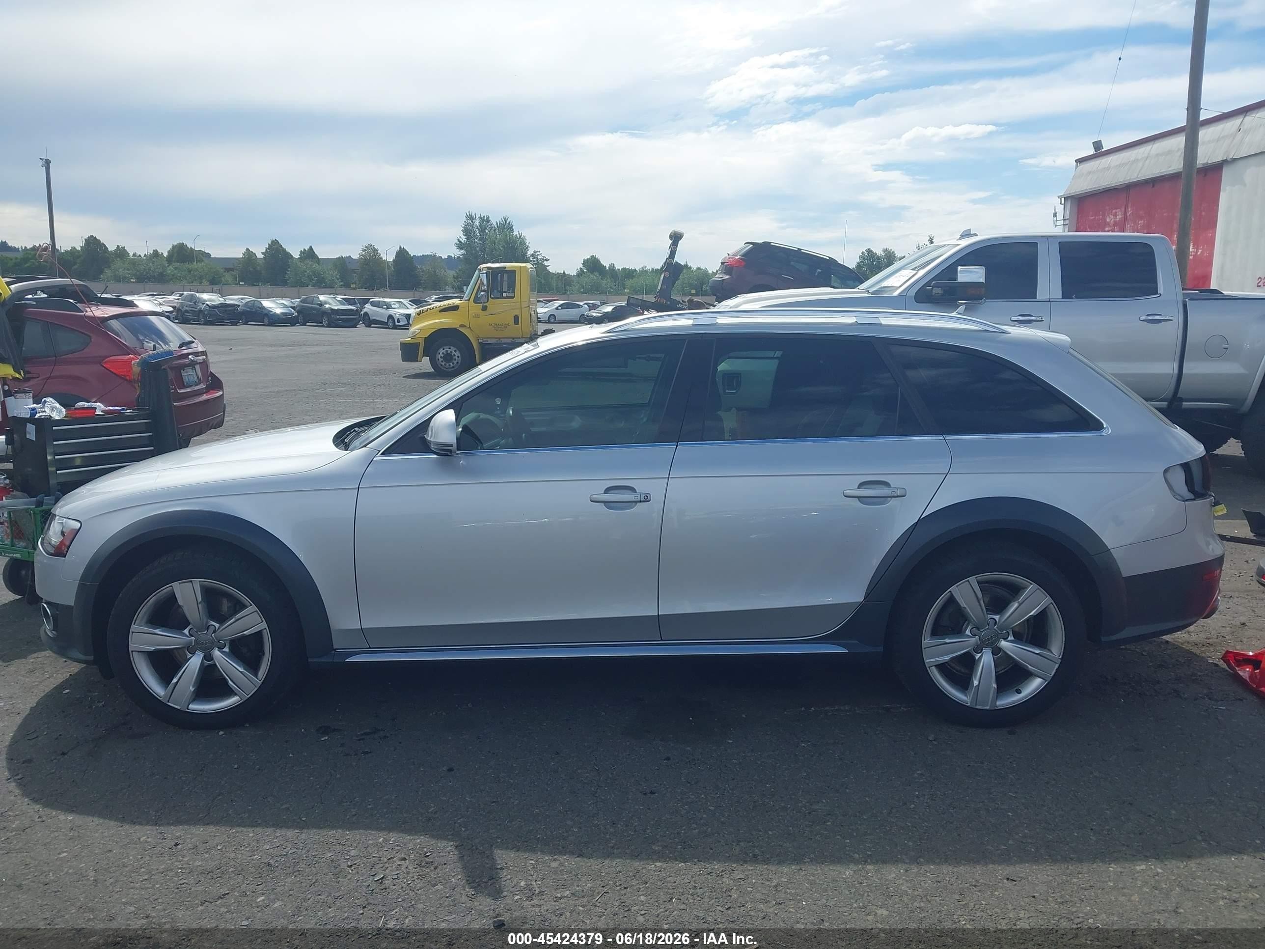 2013 Audi Allroad 2.0t Premium Plus Silver vin: WA1UFAFL2DA132887