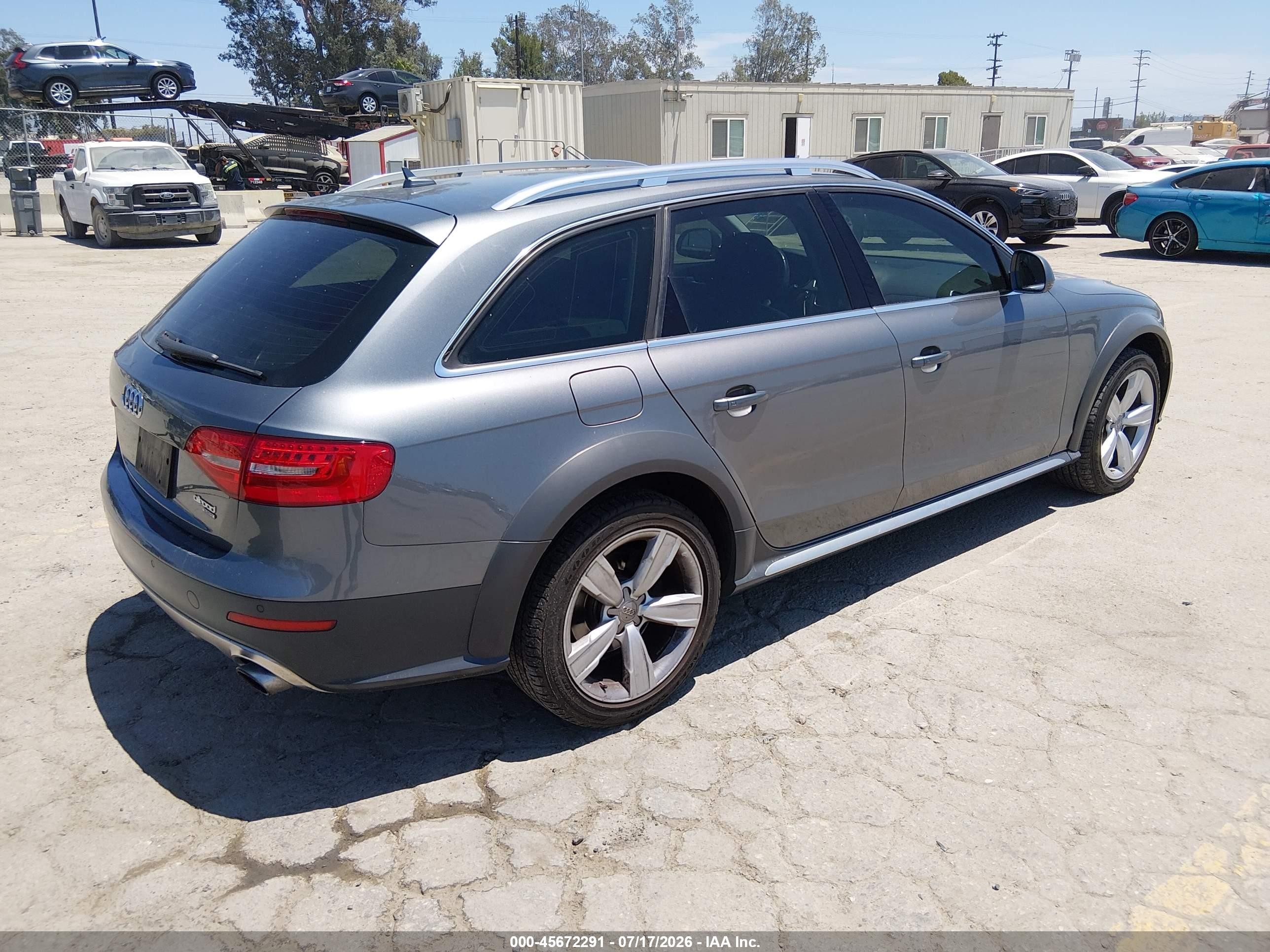 2013 Audi Allroad 2.0t Premium Plus Gray vin: WA1UFAFL4DA149528