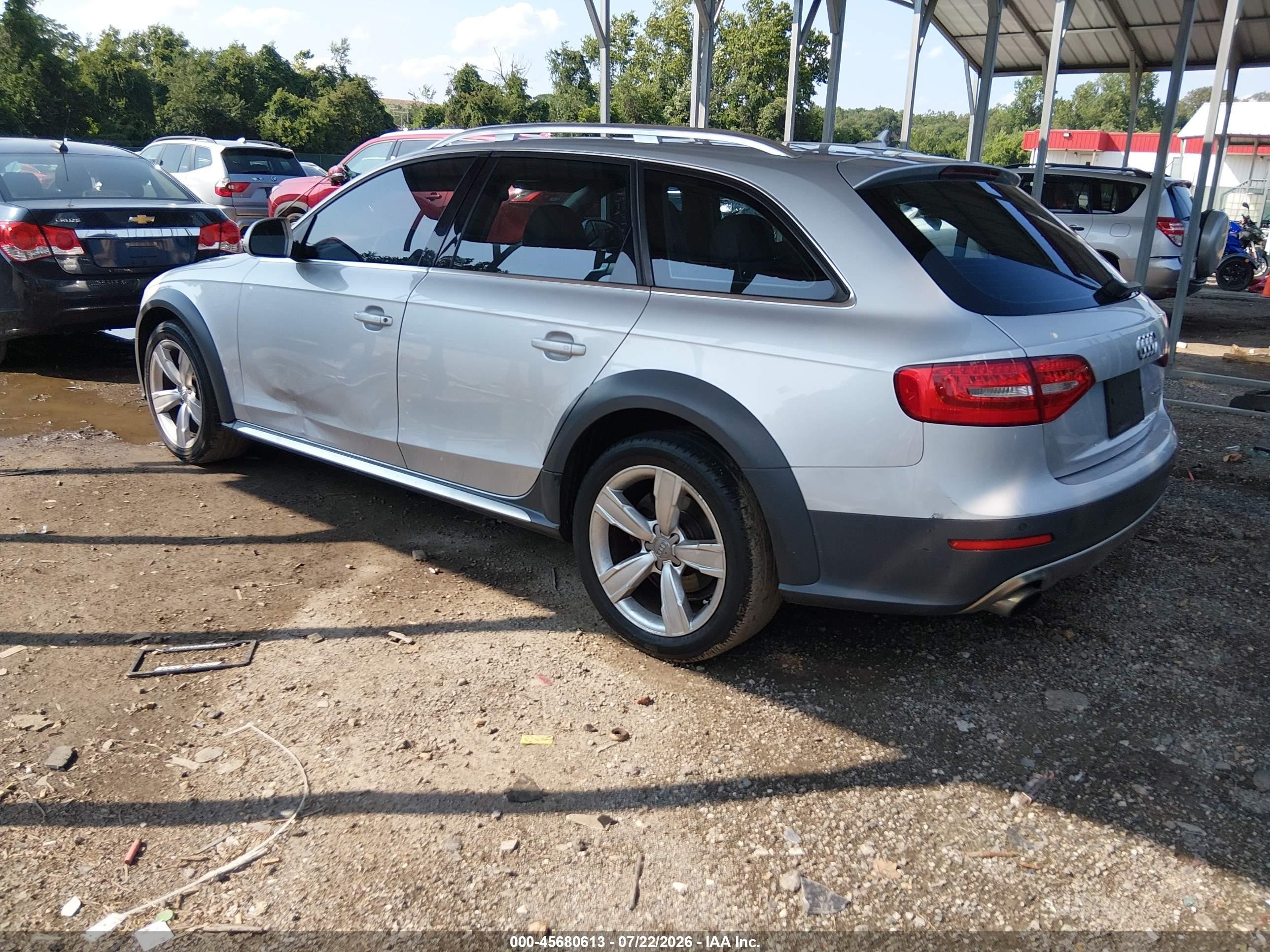 2013 Audi Allroad 2.0t Premium Plus Серебряный vin: WA1UFAFL4DA245451