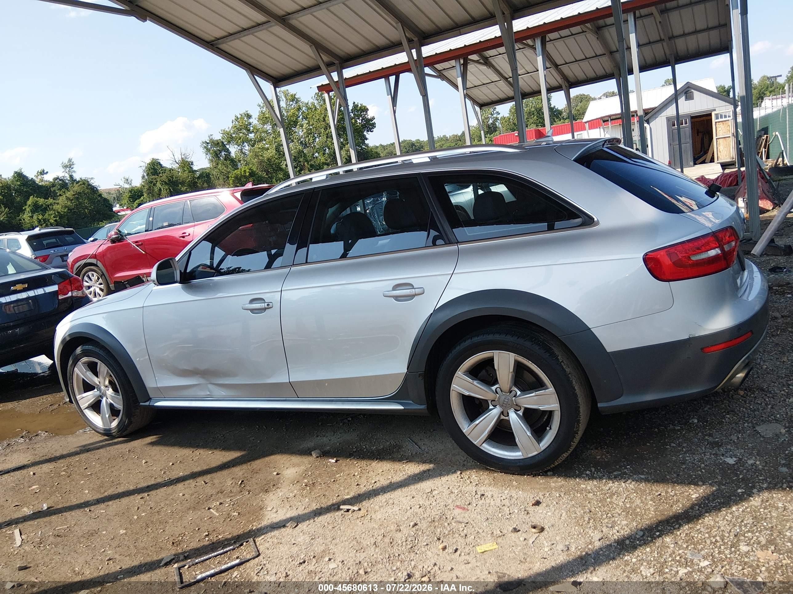 2013 Audi Allroad 2.0t Premium Plus Серебряный vin: WA1UFAFL4DA245451