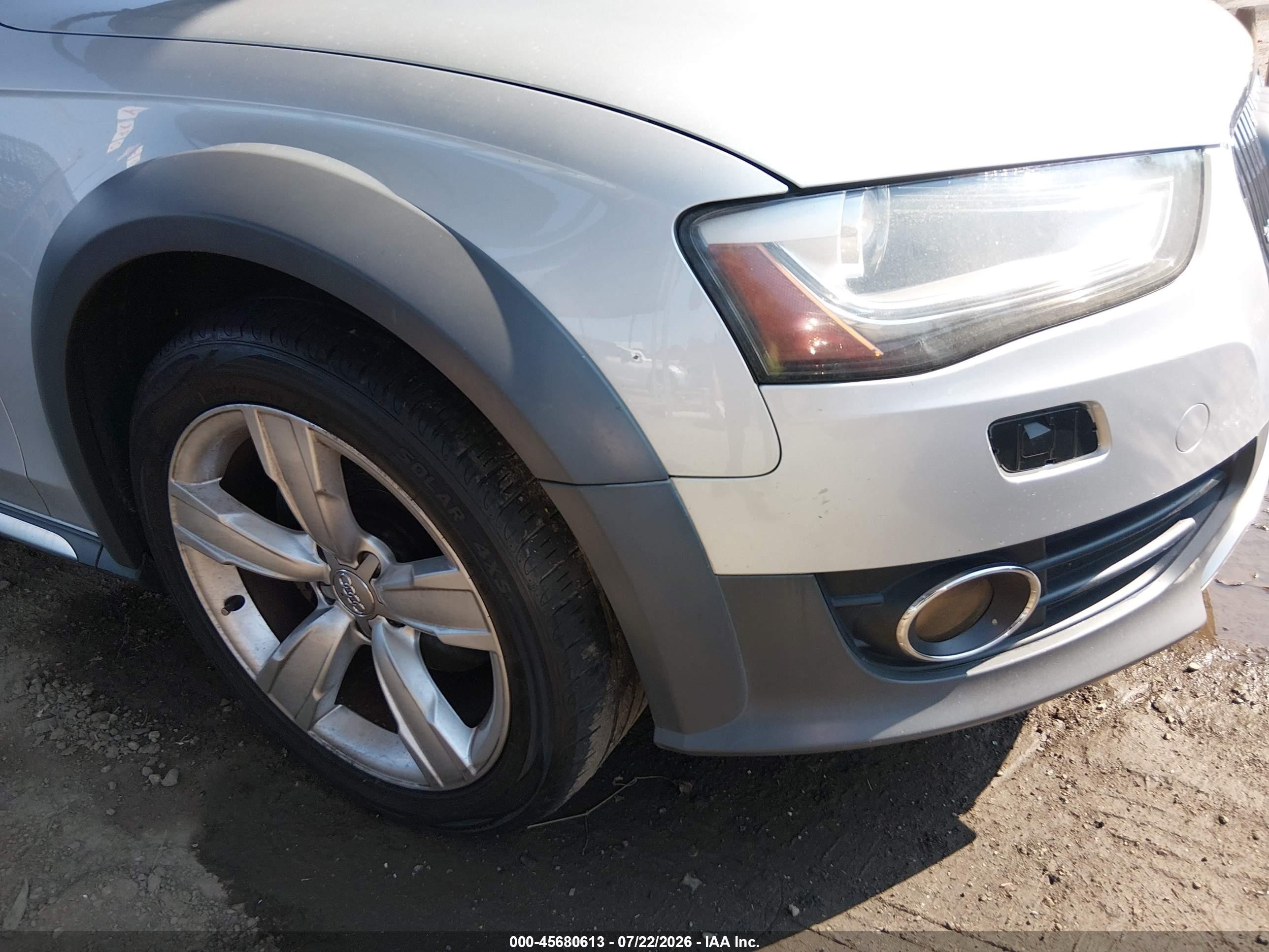 2013 Audi Allroad 2.0t Premium Plus Серебряный vin: WA1UFAFL4DA245451