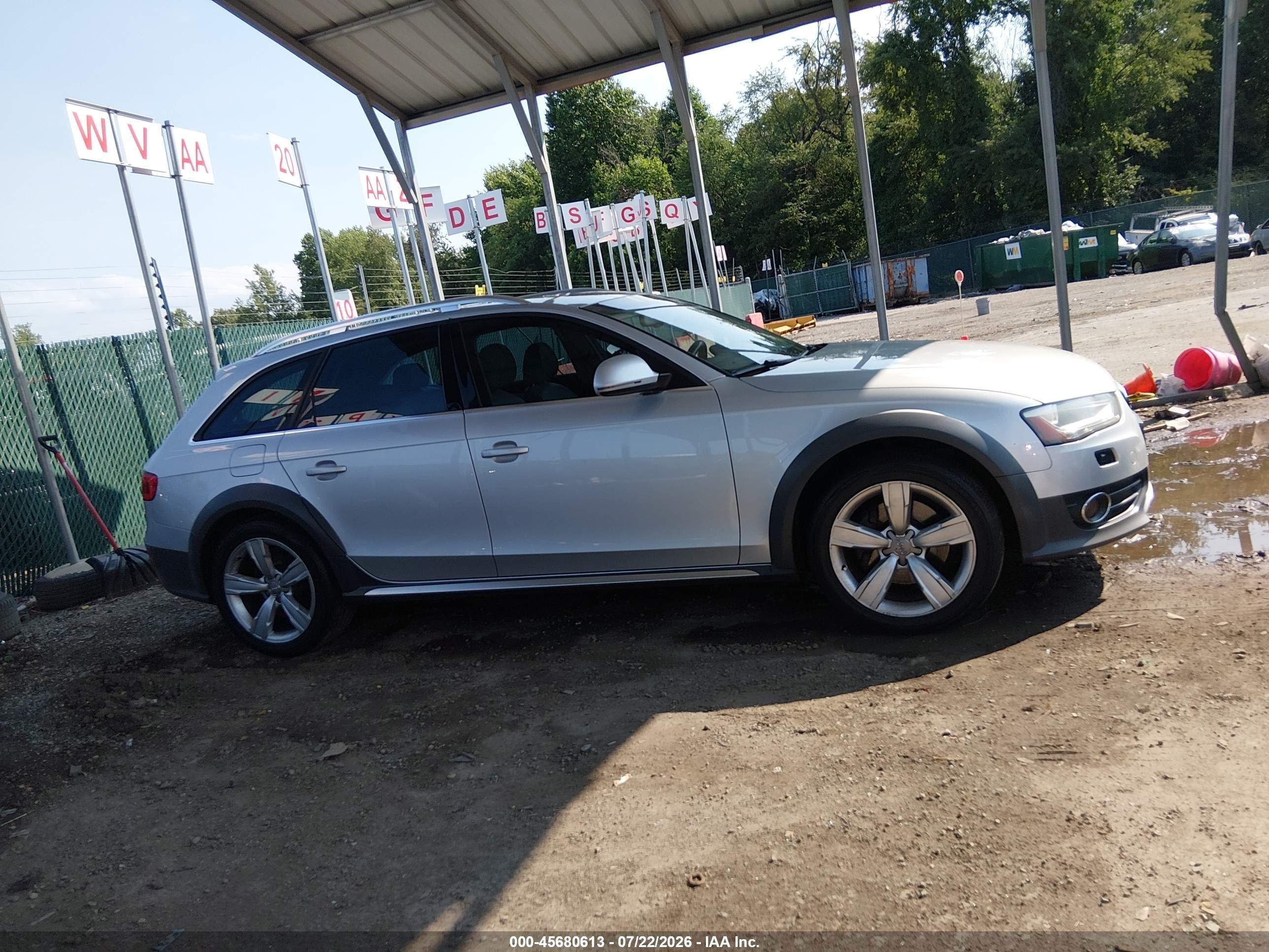 2013 Audi Allroad 2.0t Premium Plus Серебряный vin: WA1UFAFL4DA245451