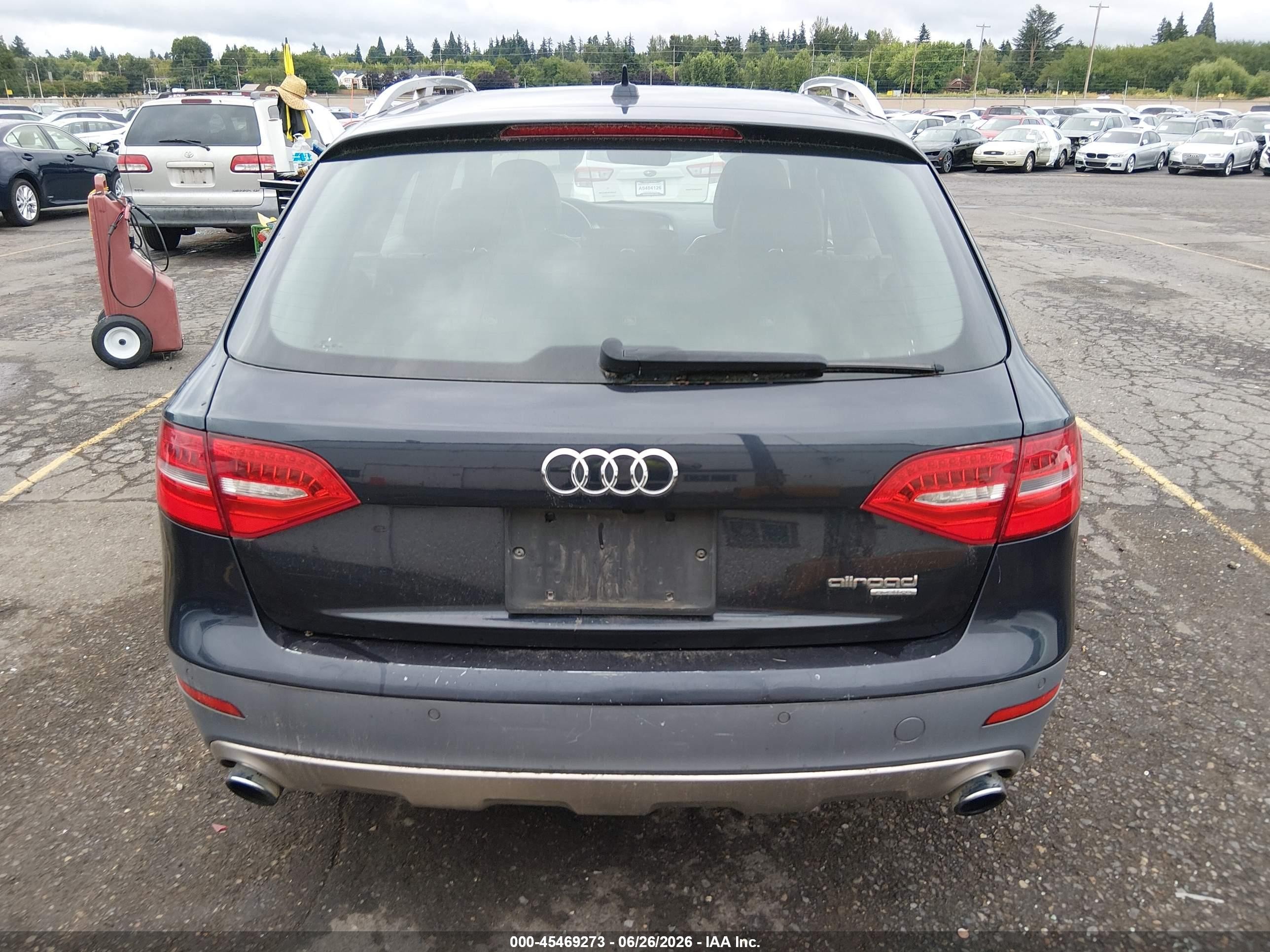 2013 Audi Allroad 2.0t Premium Plus Dark Blue vin: WA1UFAFL5DA082910
