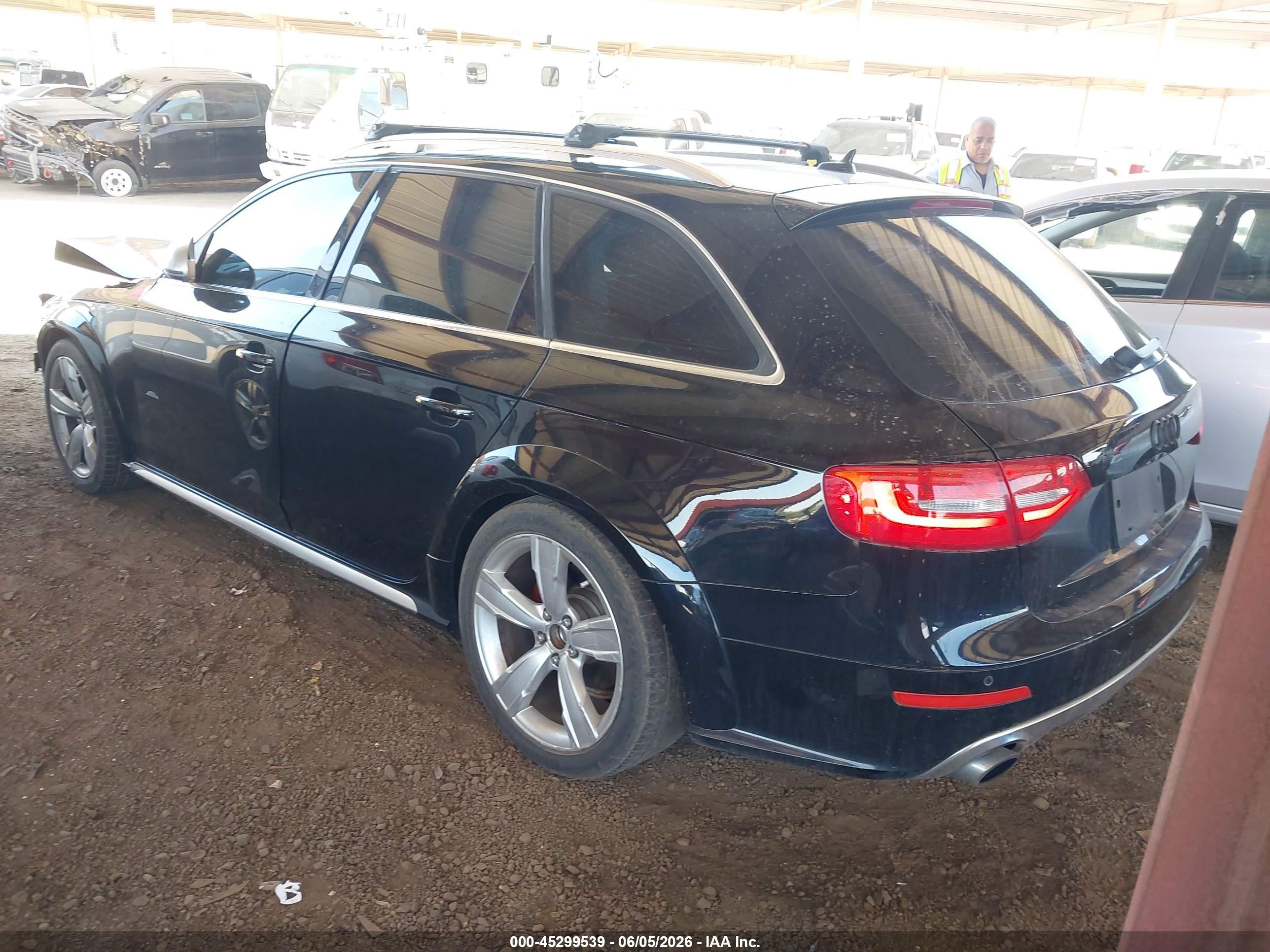 2013 Audi Allroad 2.0t Premium Plus Black vin: WA1UFAFL6DA089896