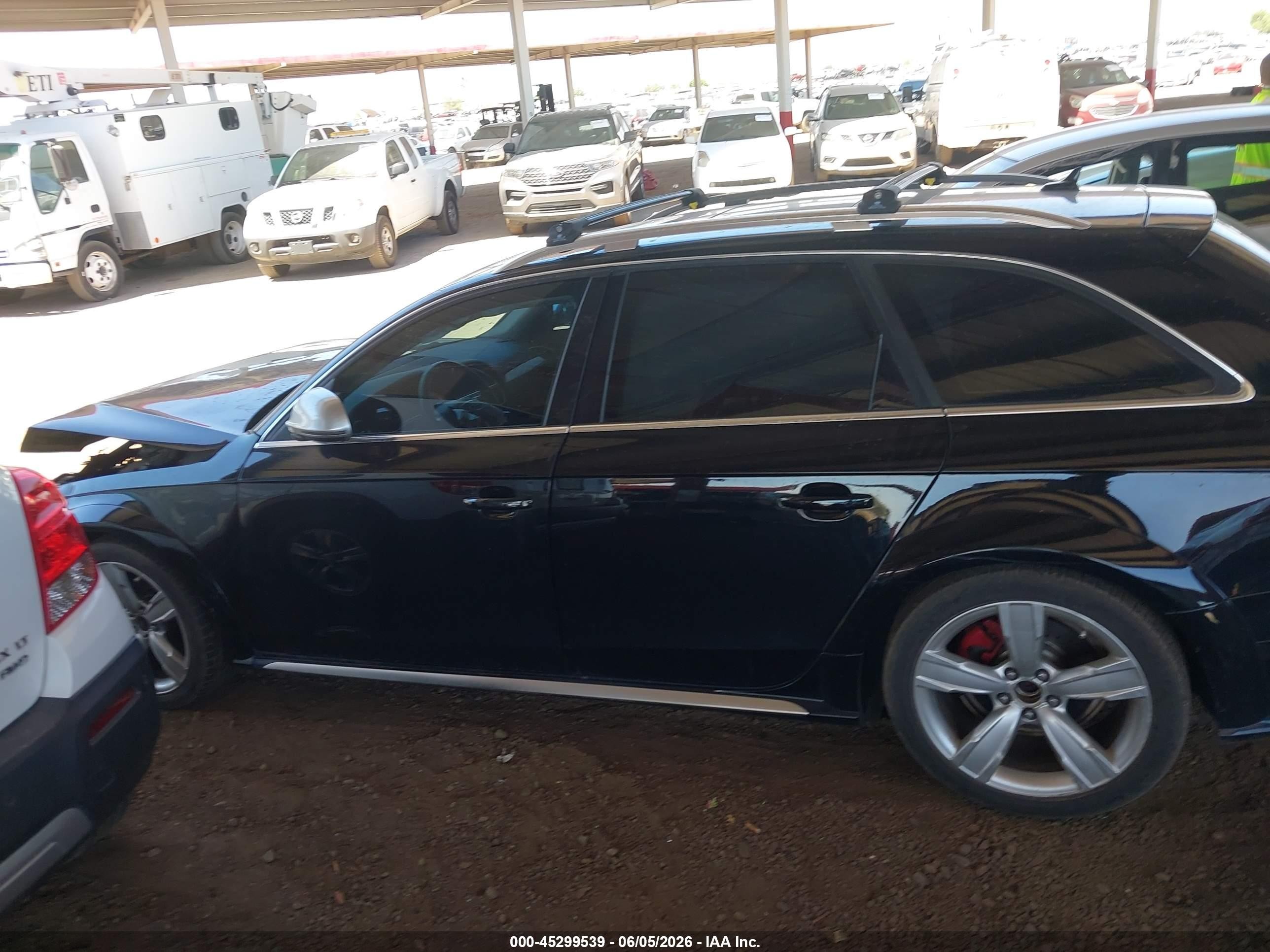 2013 Audi Allroad 2.0t Premium Plus Black vin: WA1UFAFL6DA089896