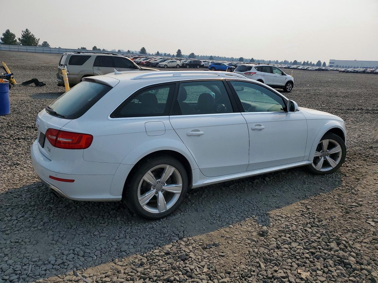 2014 Audi A4 Allroad Premium Plus White vin: WA1UFAFL7EA148164