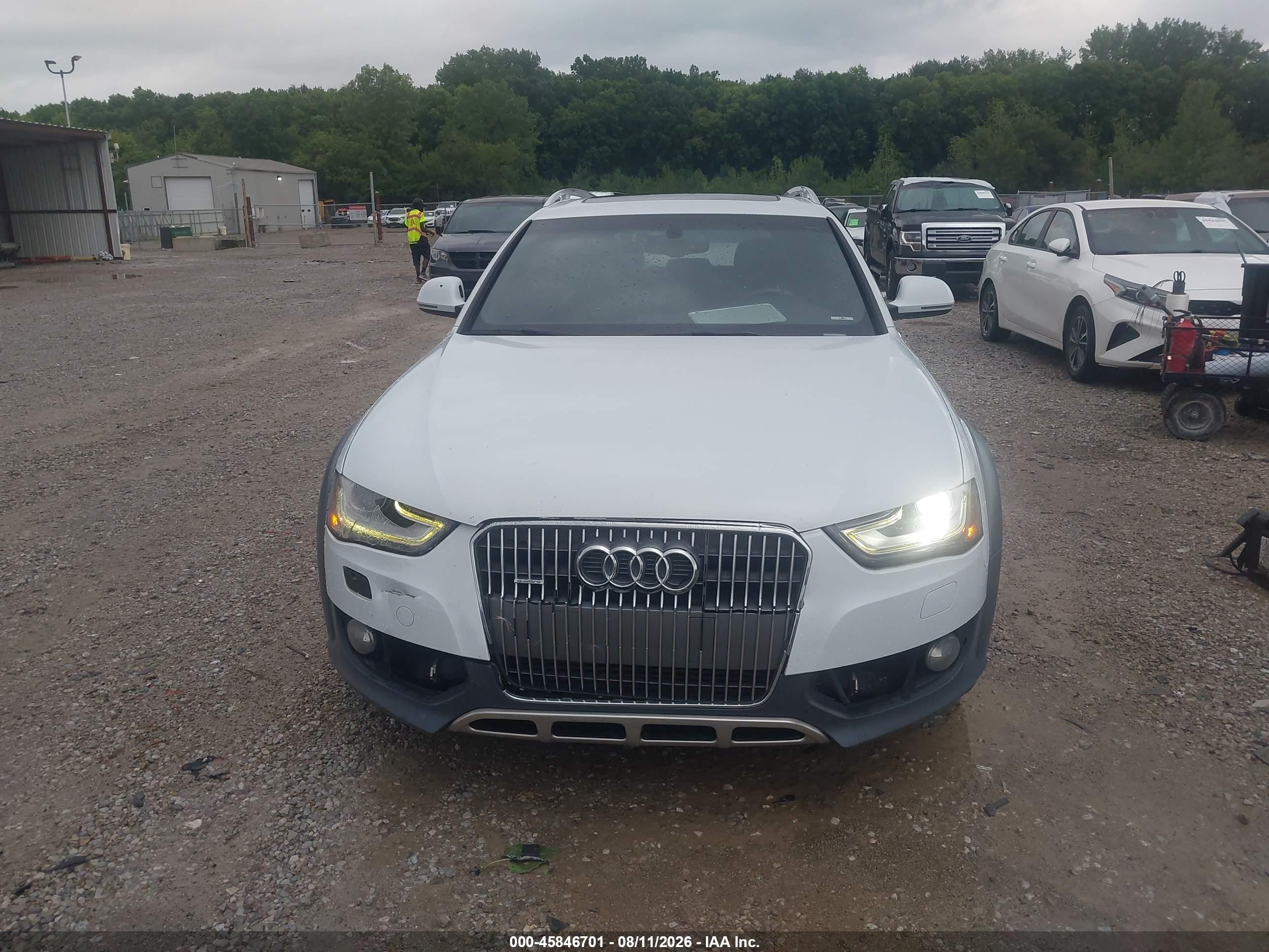 2014 Audi Allroad 2.0t Premium White vin: WA1UFAFL8EA013291