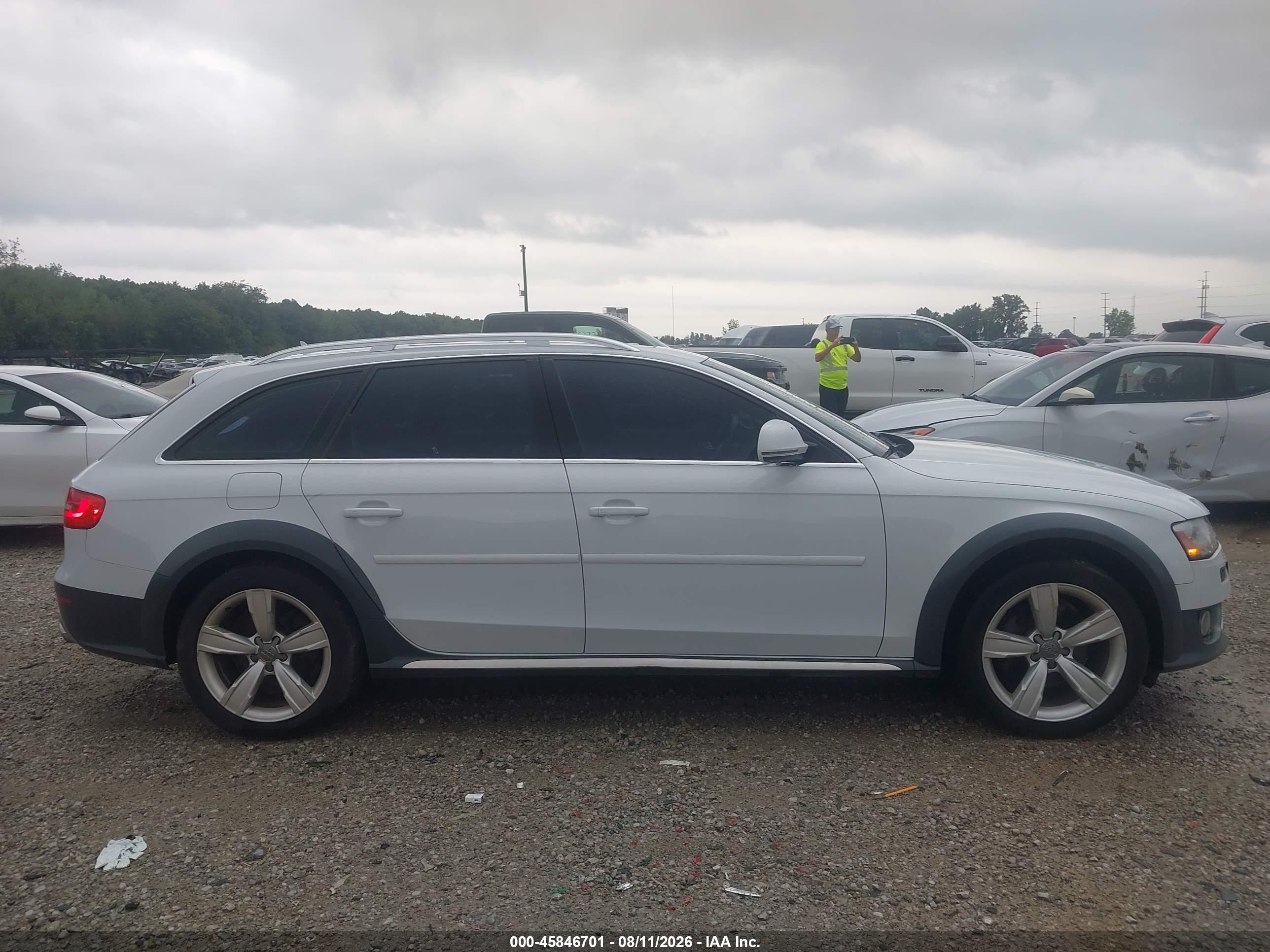 2014 Audi Allroad 2.0t Premium White vin: WA1UFAFL8EA013291