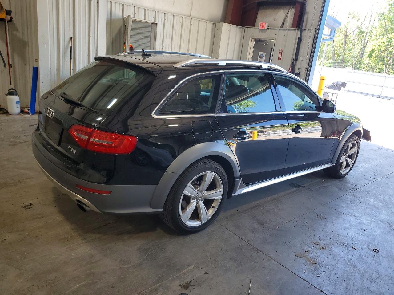 2014 Audi A4 Allroad Premium Plus Black vin: WA1UFAFL8EA028051