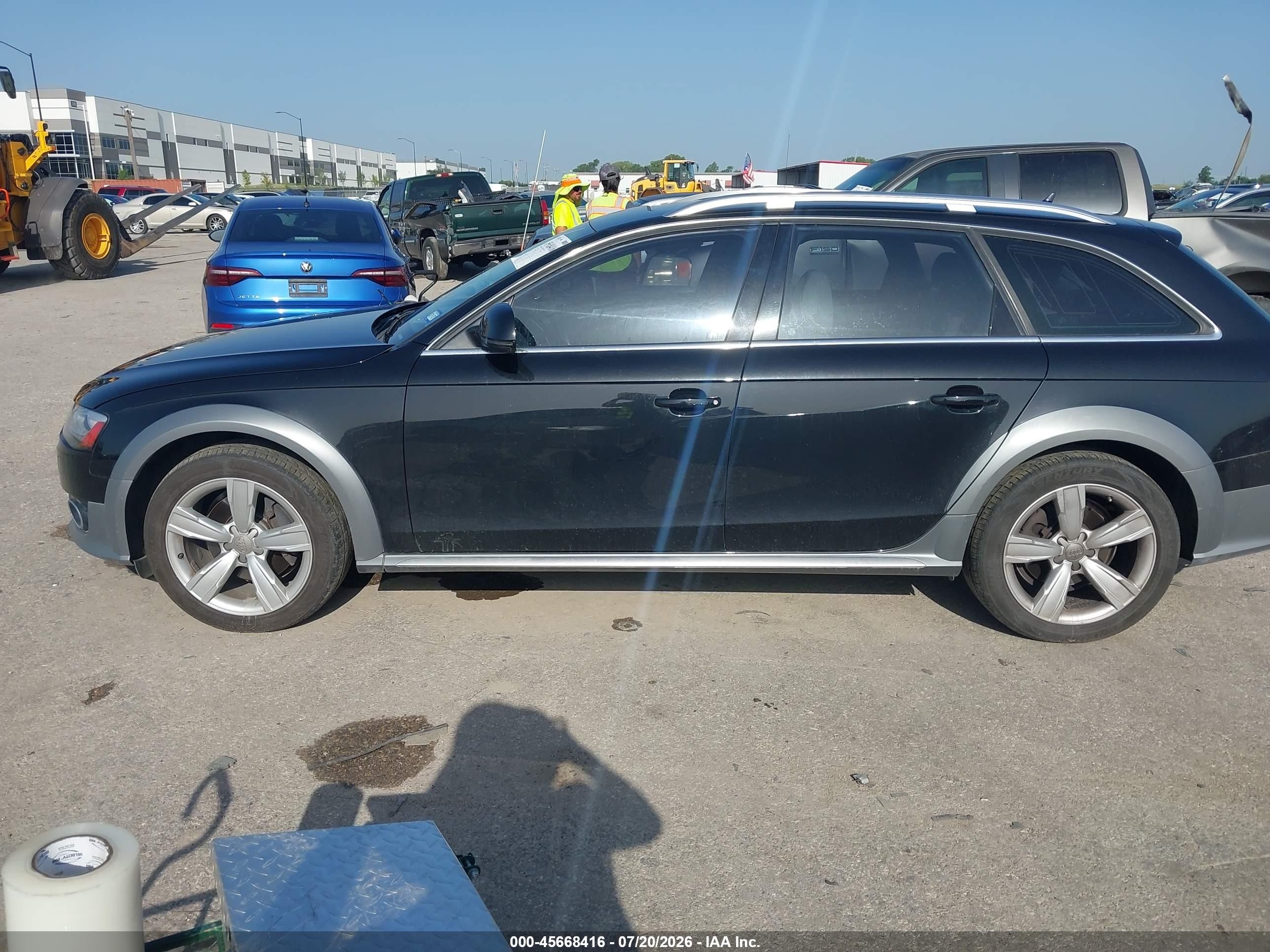 2014 Audi Allroad 2.0t Premium Черный vin: WA1UFAFL8EA165801