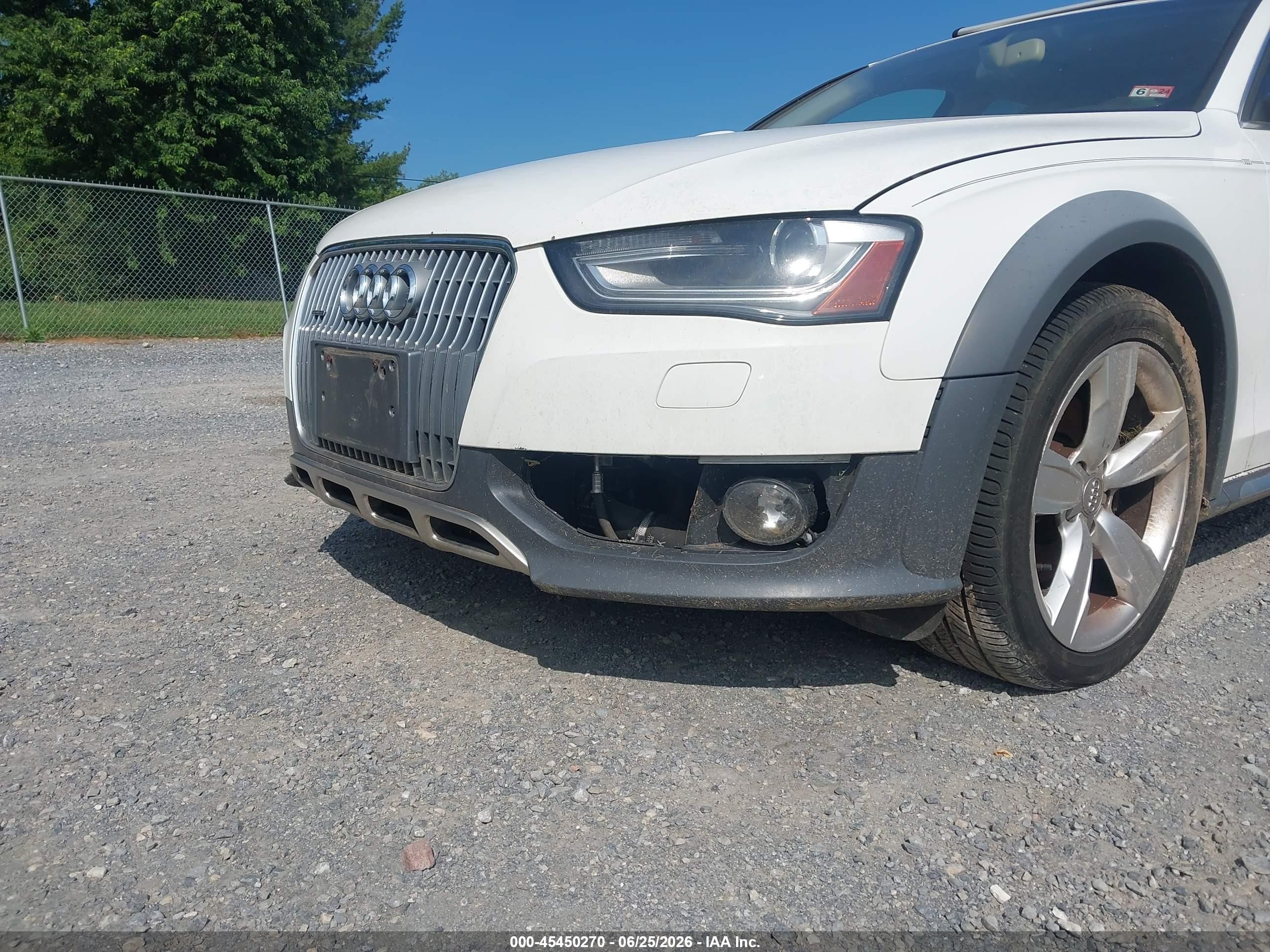 2015 Audi Allroad 2.0t Premium White vin: WA1UFAFL9FA007503