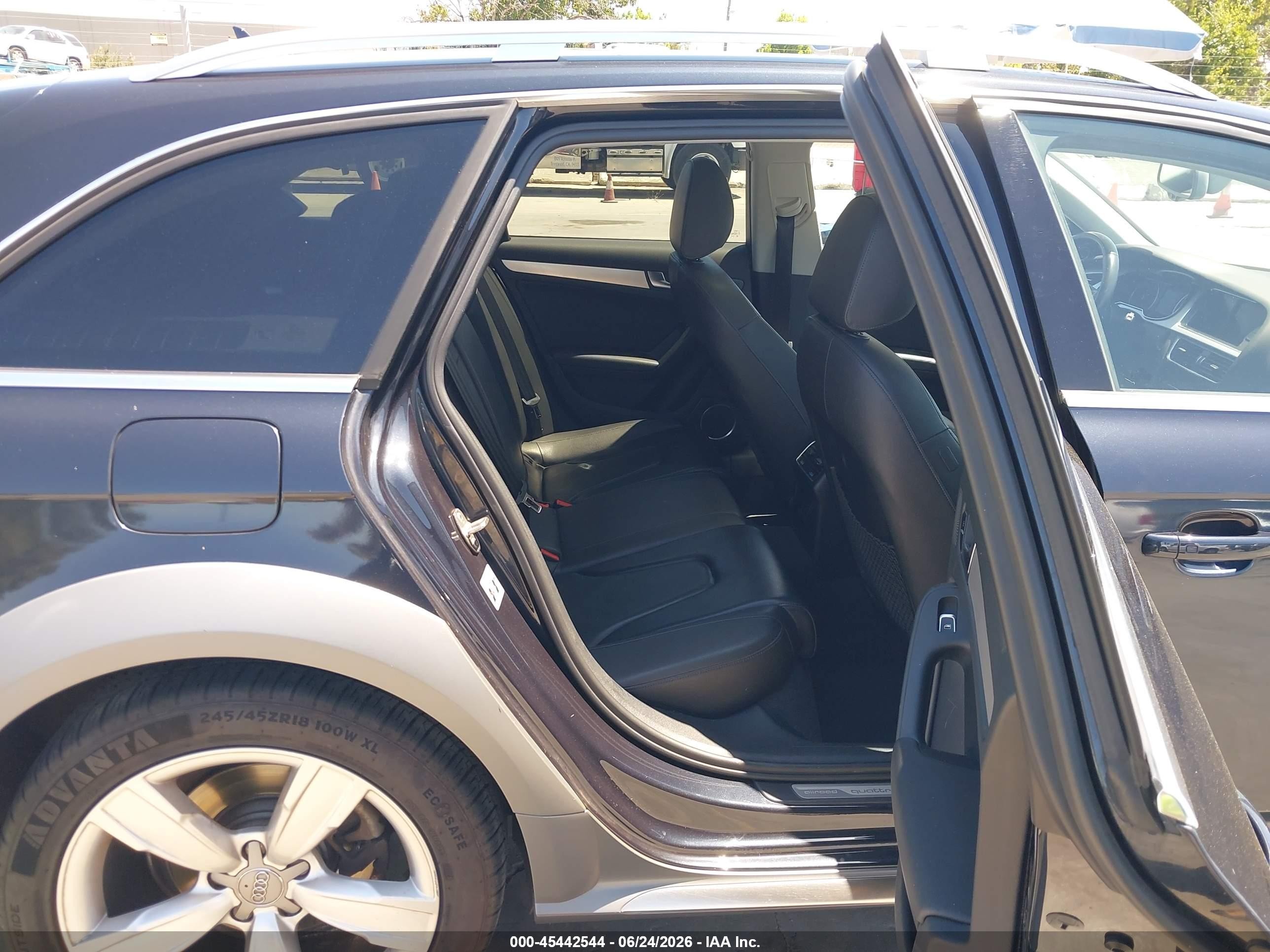 2015 Audi Allroad 2.0t Premium Black vin: WA1UFAFLXFA139945
