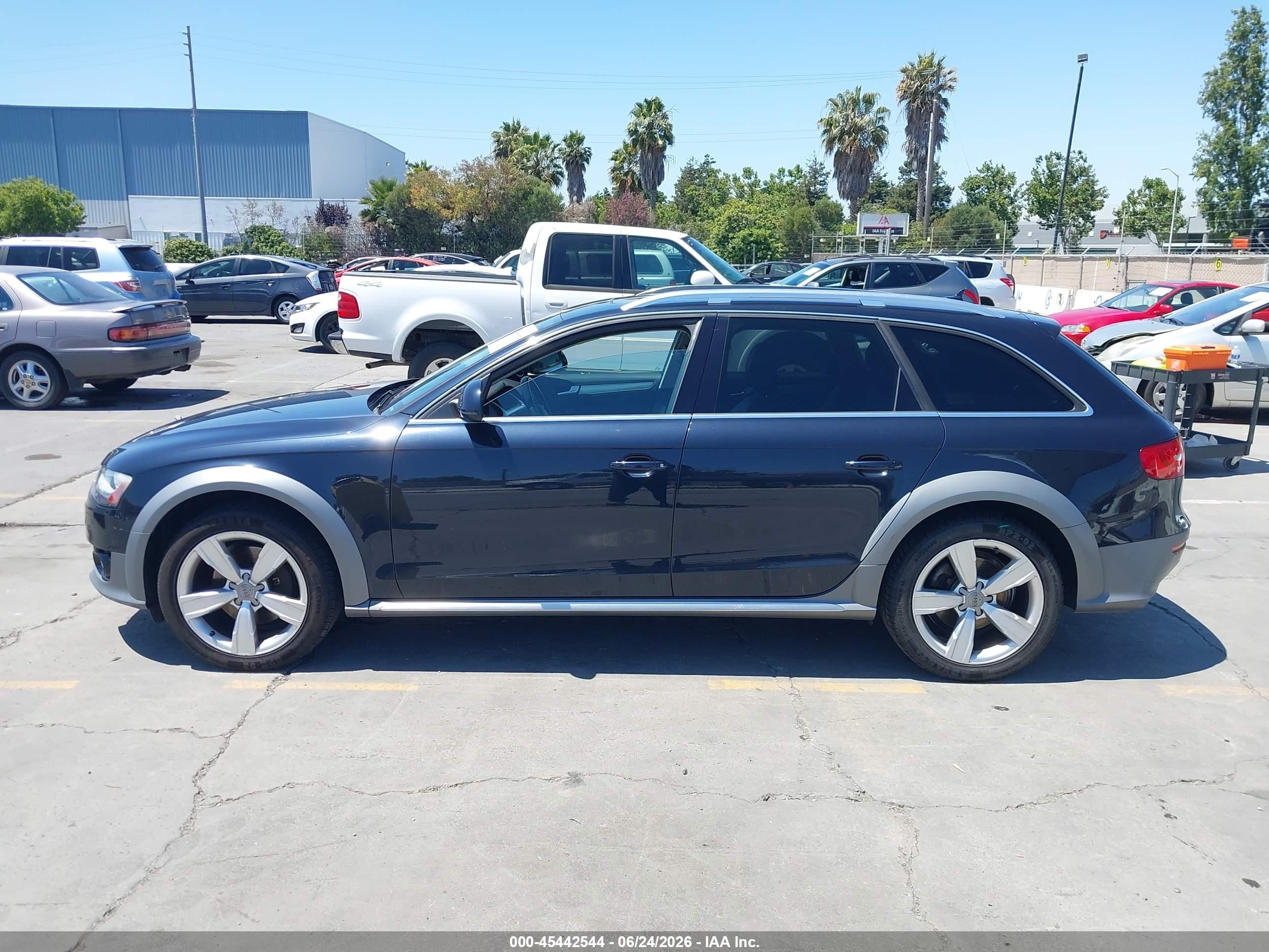 2015 Audi Allroad 2.0t Premium Black vin: WA1UFAFLXFA139945