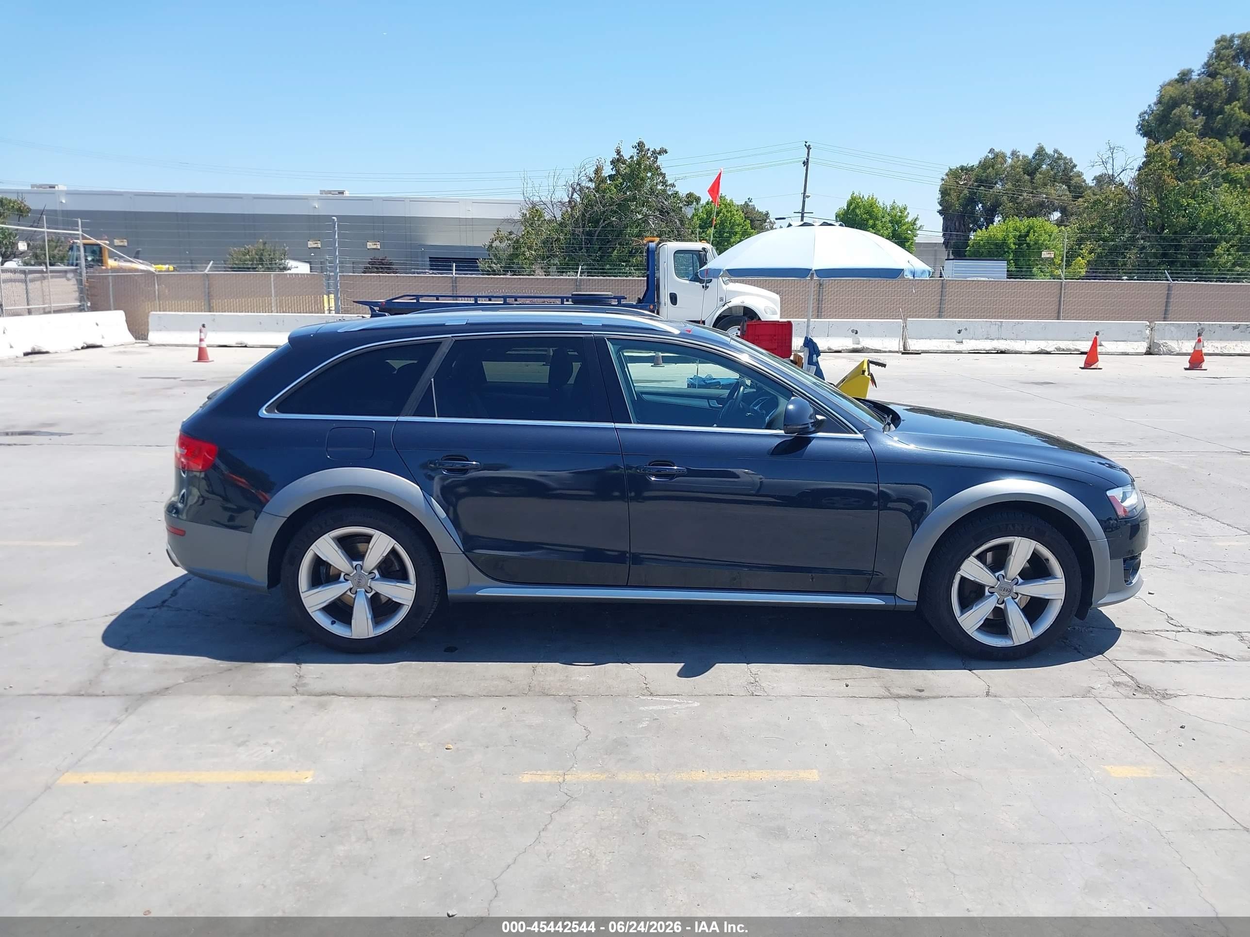 2015 Audi Allroad 2.0t Premium Black vin: WA1UFAFLXFA139945
