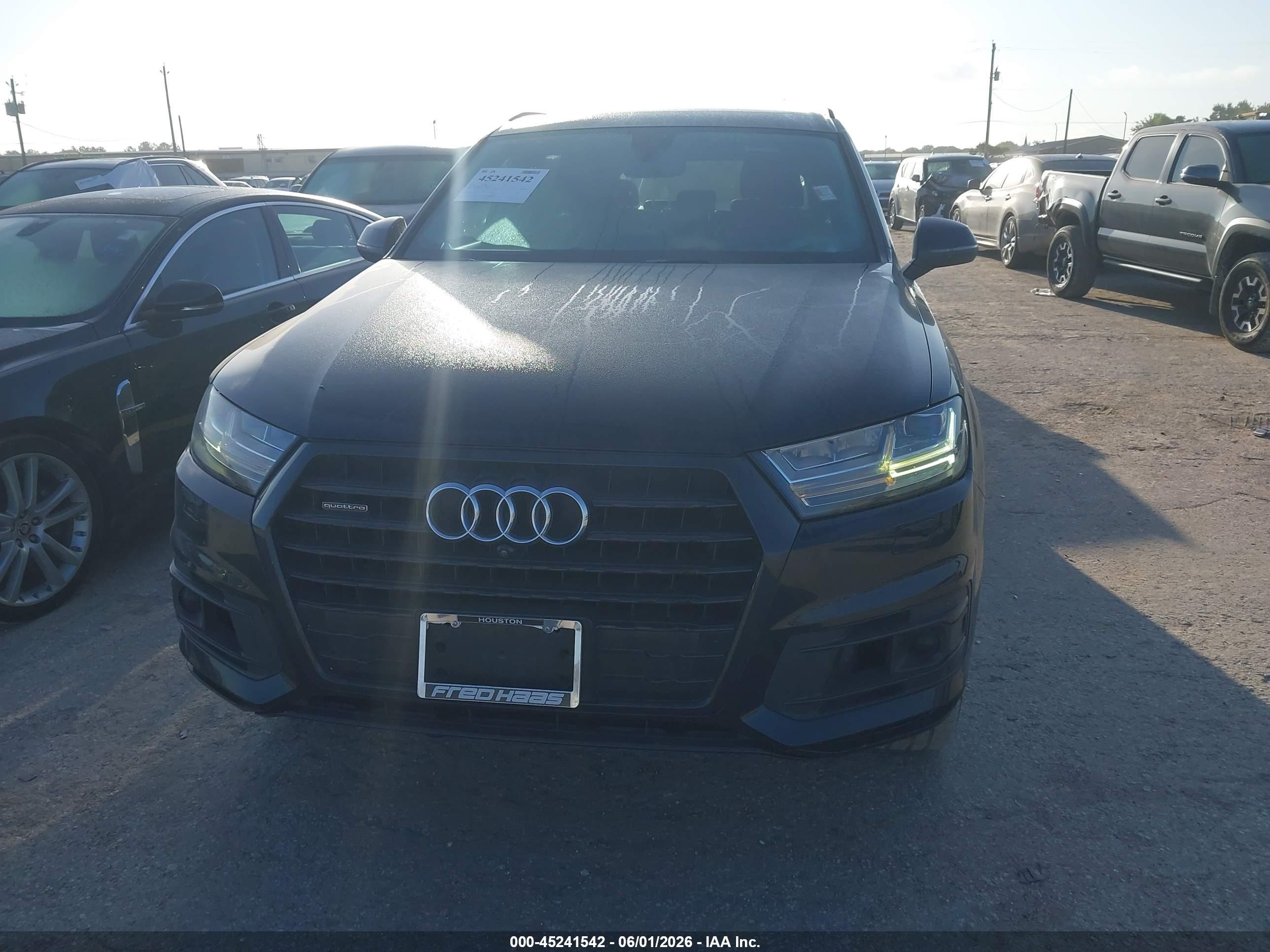 2018 Audi Q7 3.0t Premium Black vin: WA1VAAF71JD015446