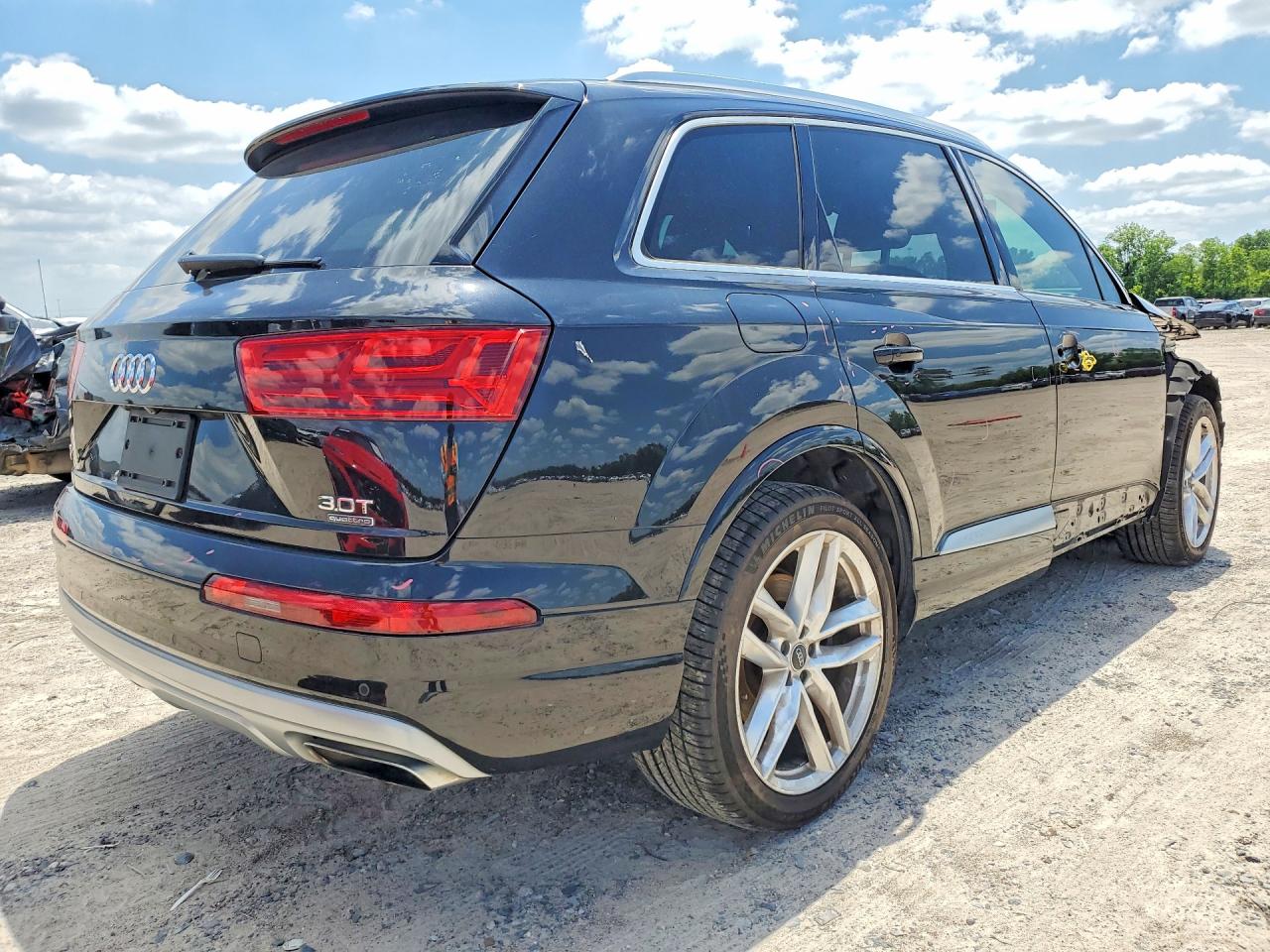 2018 Audi Q7 Prestige Black vin: WA1VAAF74JD028742