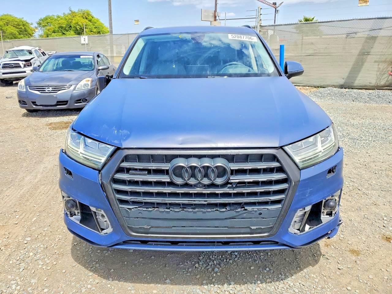 2018 Audi Q7 Base Blue vin: WA1VAAF76JD013272