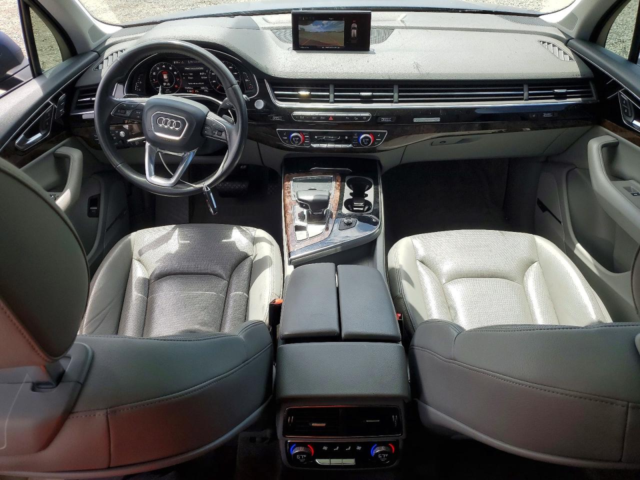 2018 Audi Q7 Base Blue vin: WA1VAAF76JD013272