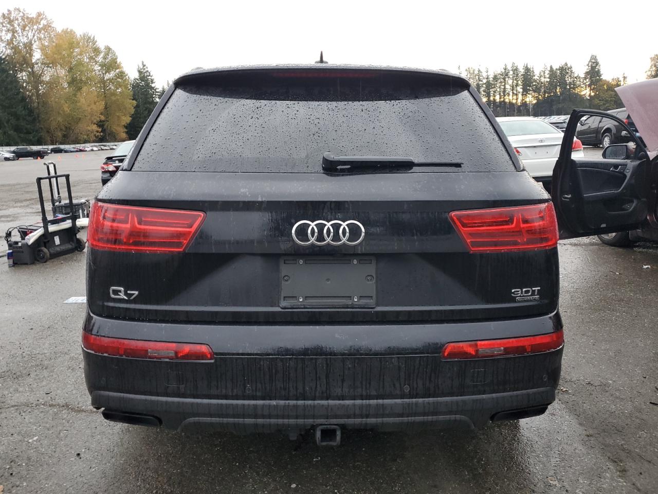 2018 Audi Q7 Prestige Charcoal vin: WA1VAAF76JD018018