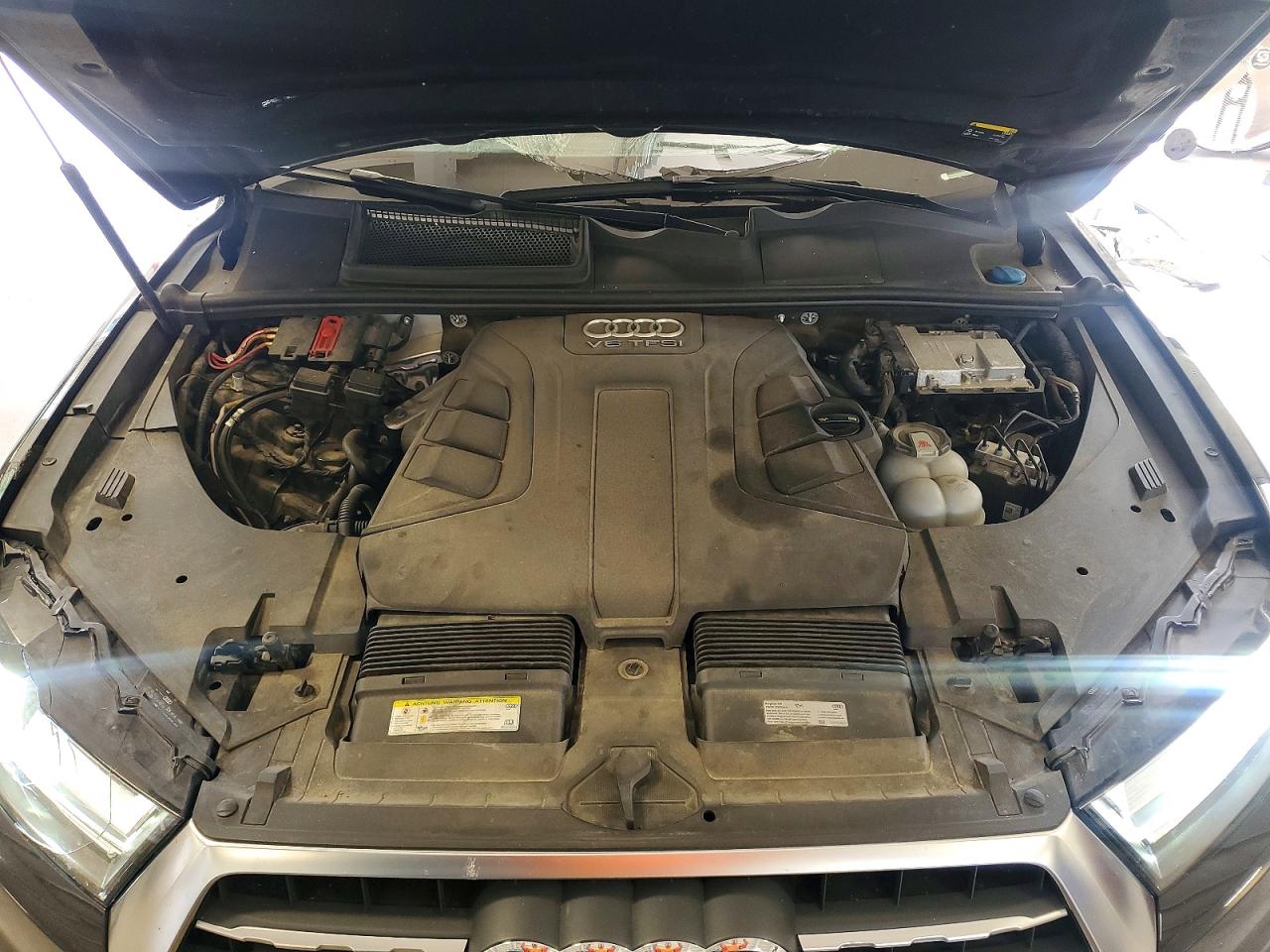 2018 Audi Q7 Prestige Black vin: WA1VAAF76JD024031