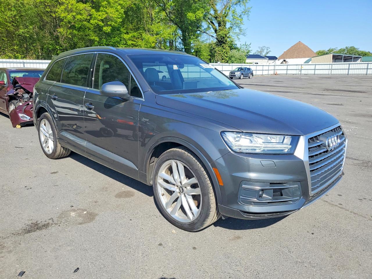 2018 Audi Q7 Prestige Gray vin: WA1VAAF76JD034395