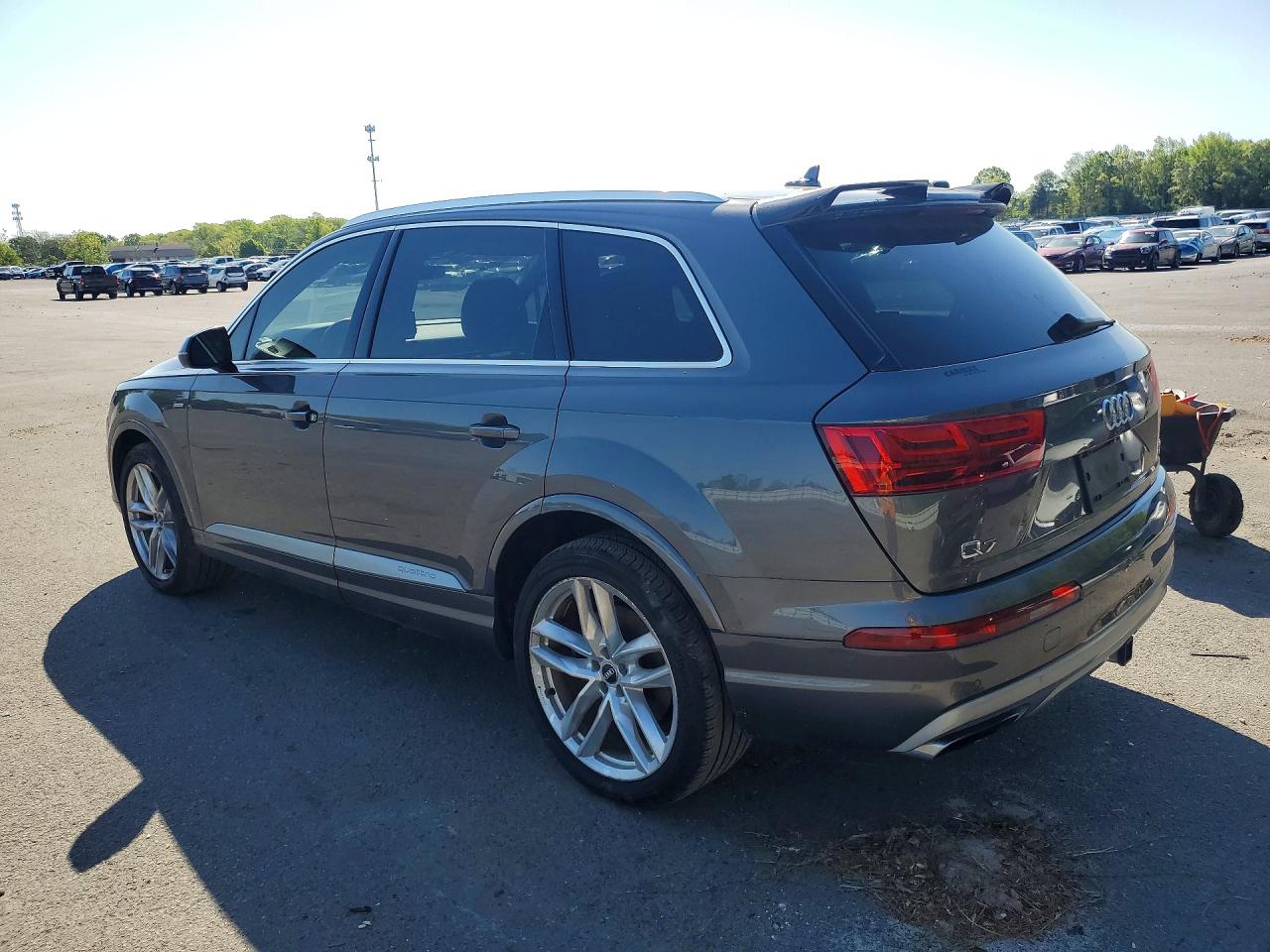 2018 Audi Q7 Prestige Gray vin: WA1VAAF76JD034395