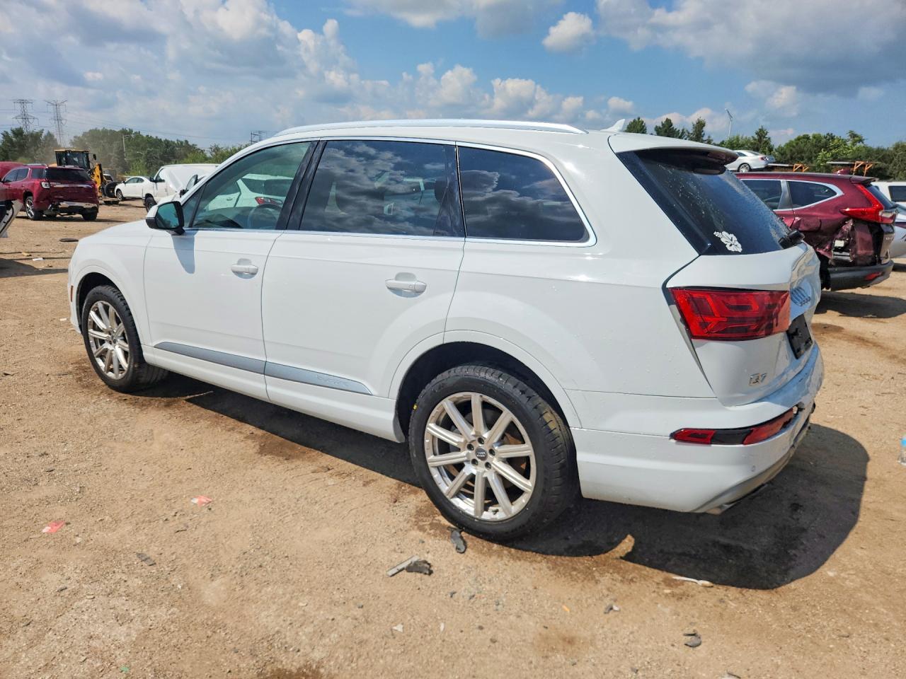 2018 Audi Q7 Prestige Белый vin: WA1VAAF78JD029599