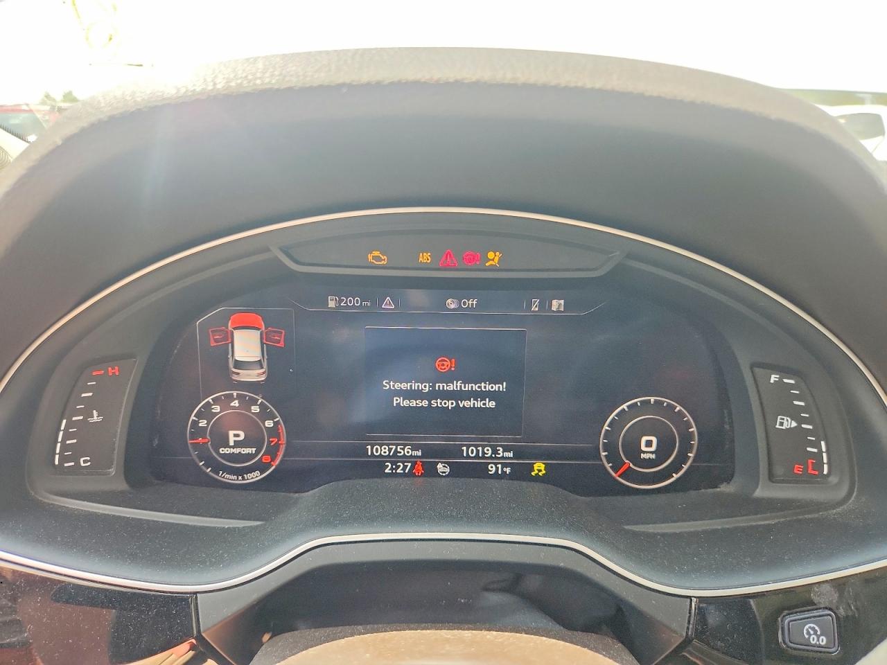 2018 Audi Q7 Prestige Белый vin: WA1VAAF78JD029599