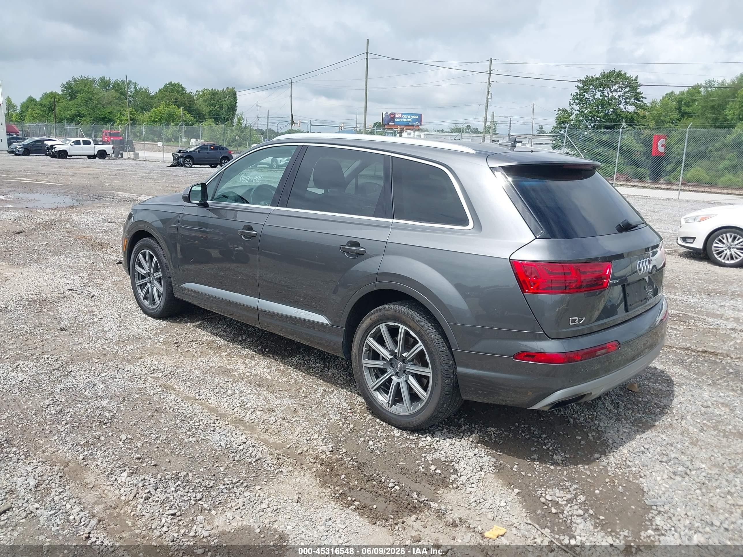 2018 Audi Q7 3.0t Premium Gray vin: WA1VAAF79JD034701