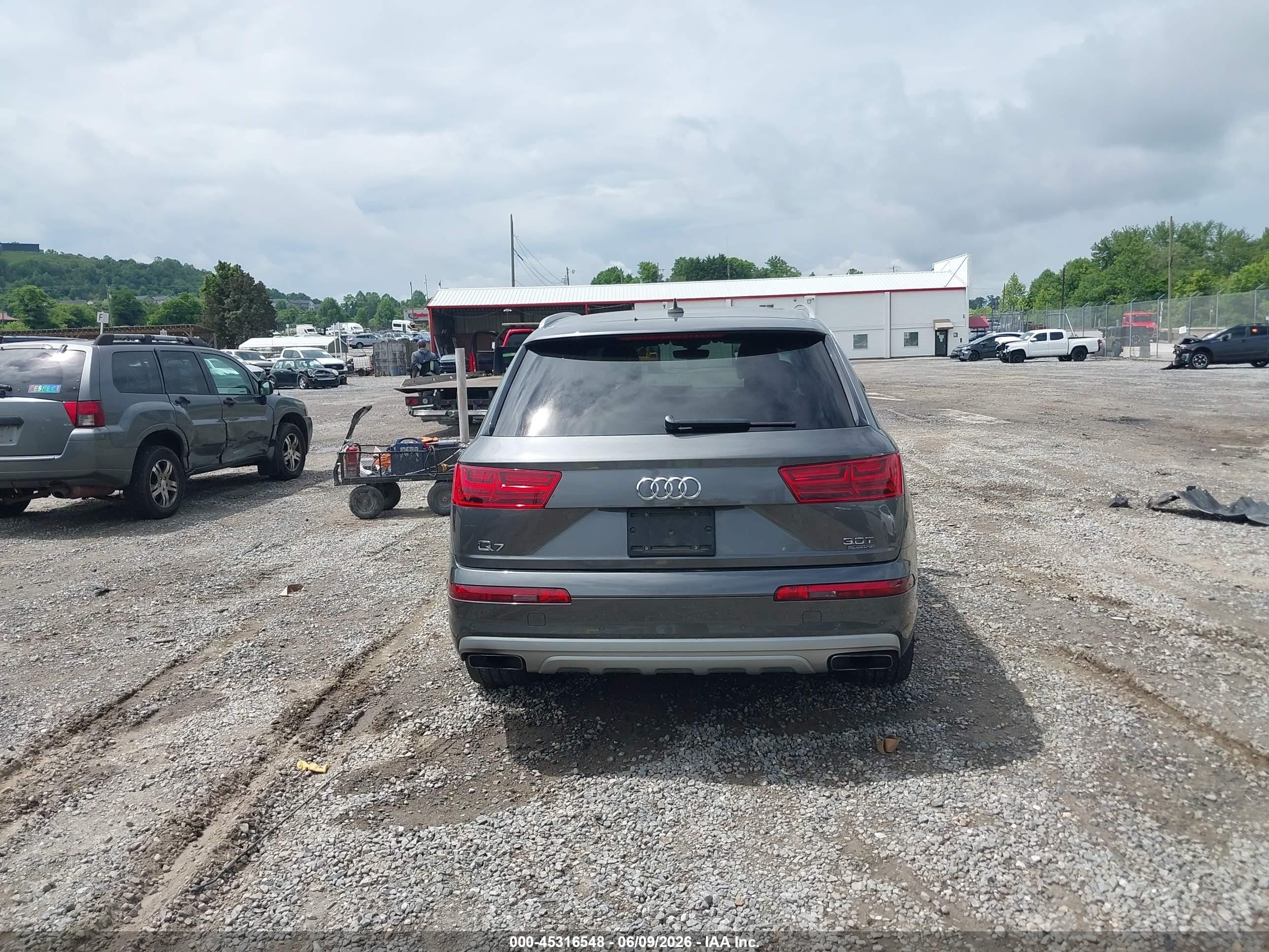2018 Audi Q7 3.0t Premium Gray vin: WA1VAAF79JD034701